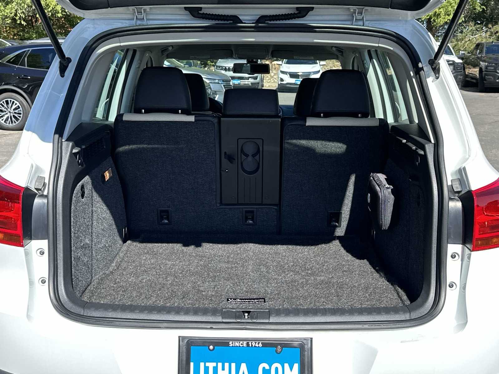 Thumbnail: 2017 Volkswagen Tiguan - 26