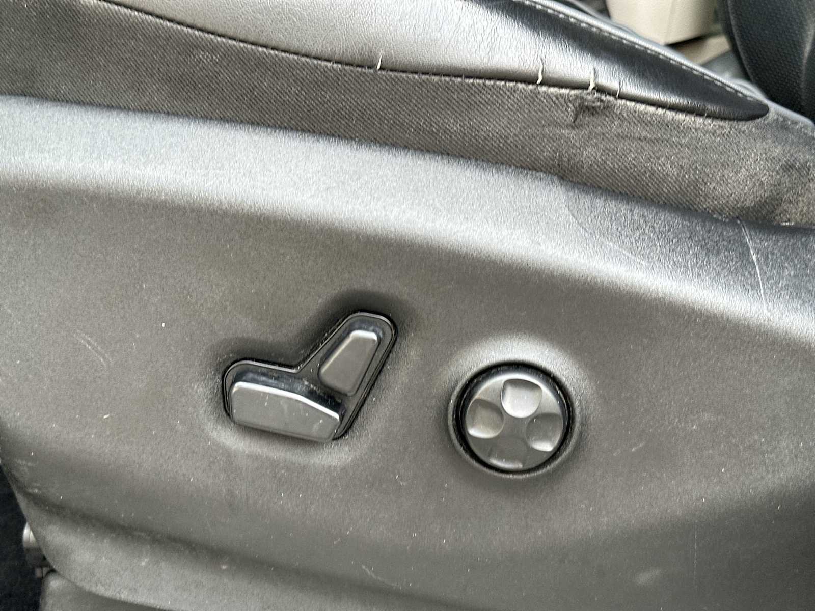 Thumbnail: 2018 Chrysler Pacifica - 14