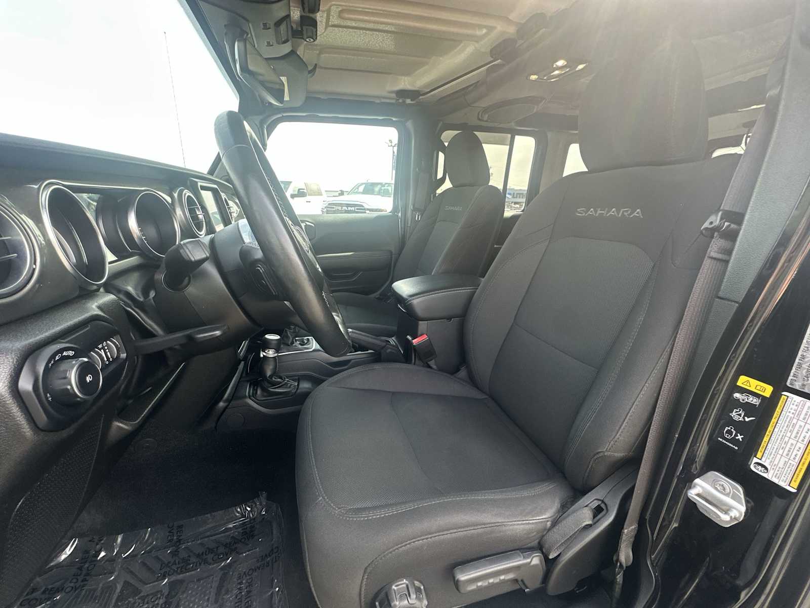 Thumbnail: 2022 Jeep Wrangler - 13