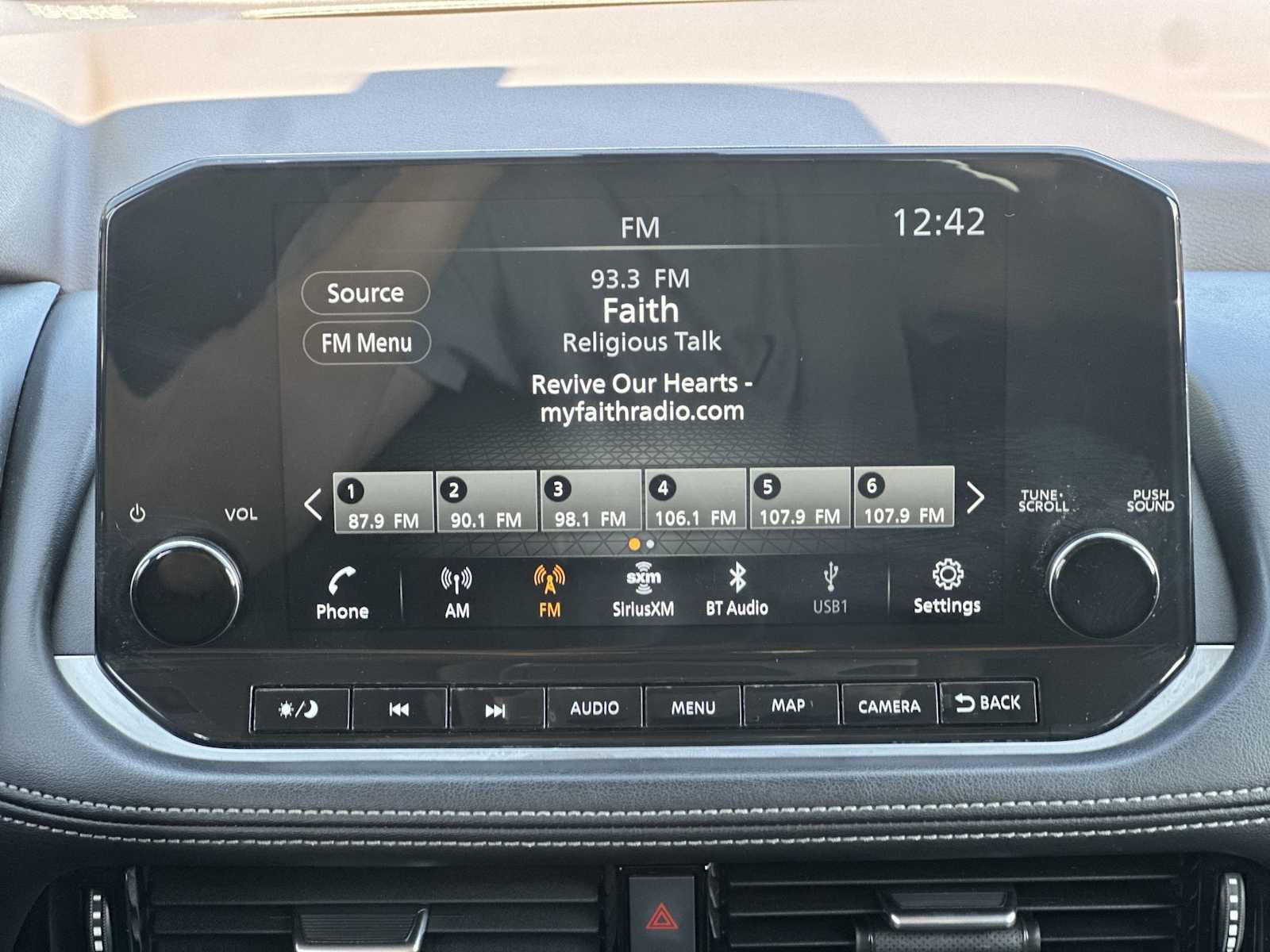 Thumbnail: 2022 Nissan Rogue - 12