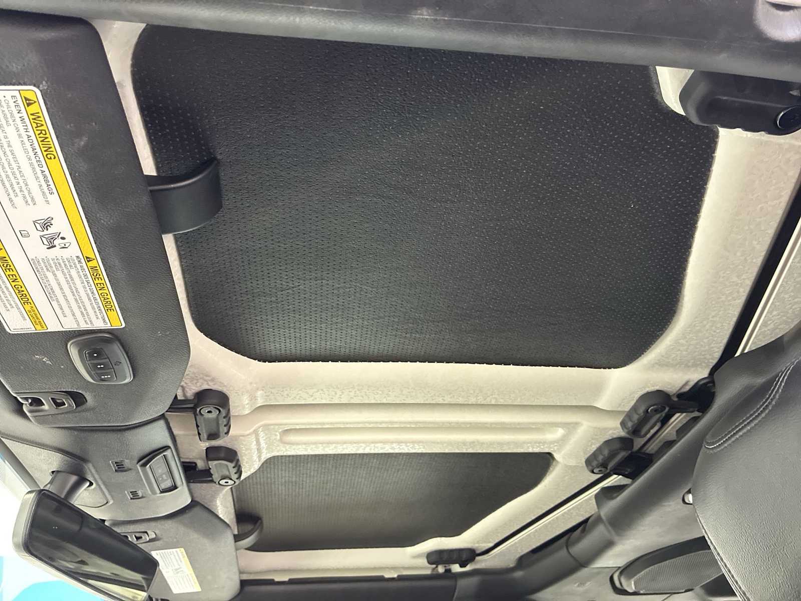 Thumbnail: 2021 Jeep Gladiator - 16