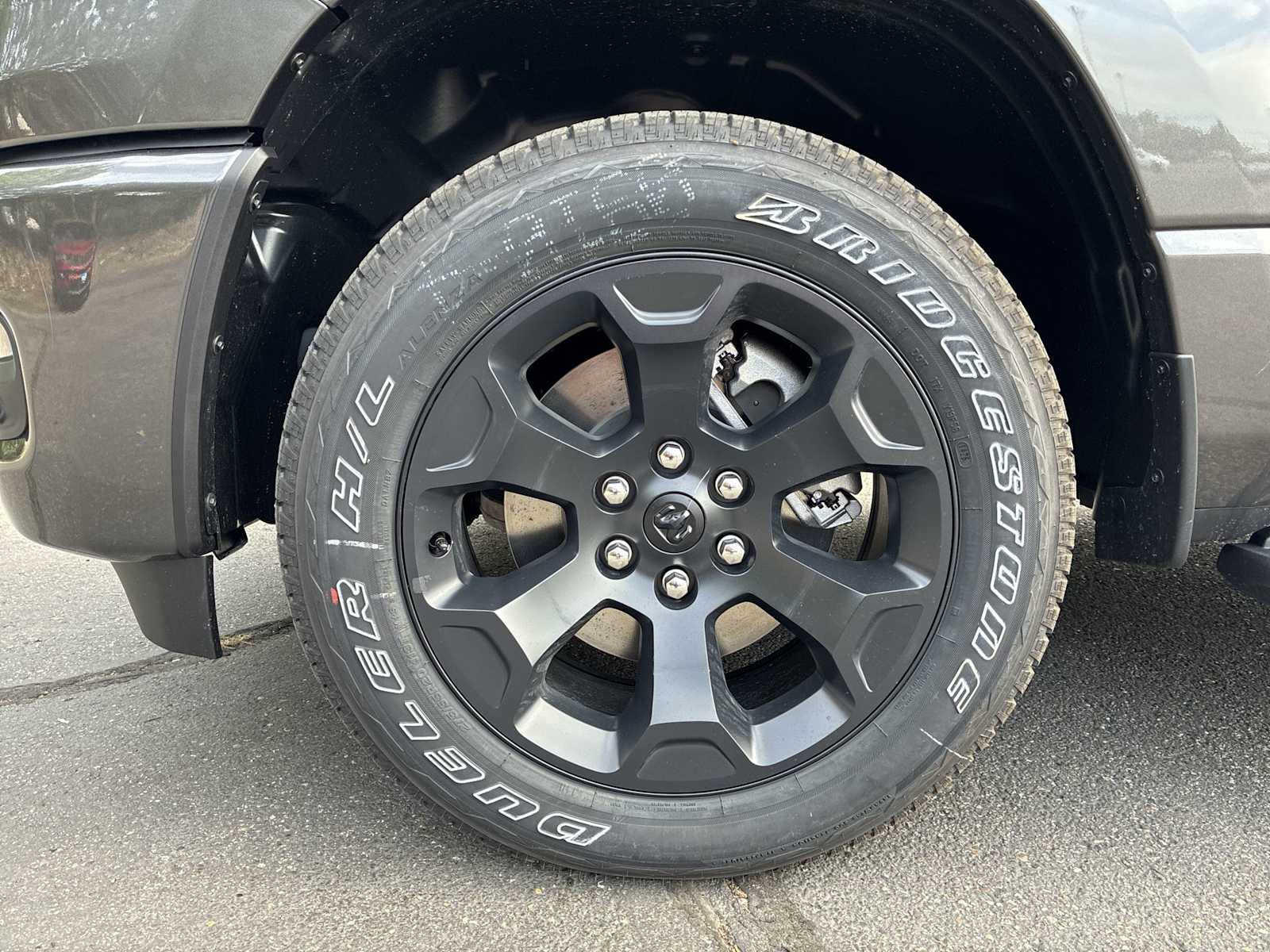 Thumbnail: 2026 RAM 1500 - 18