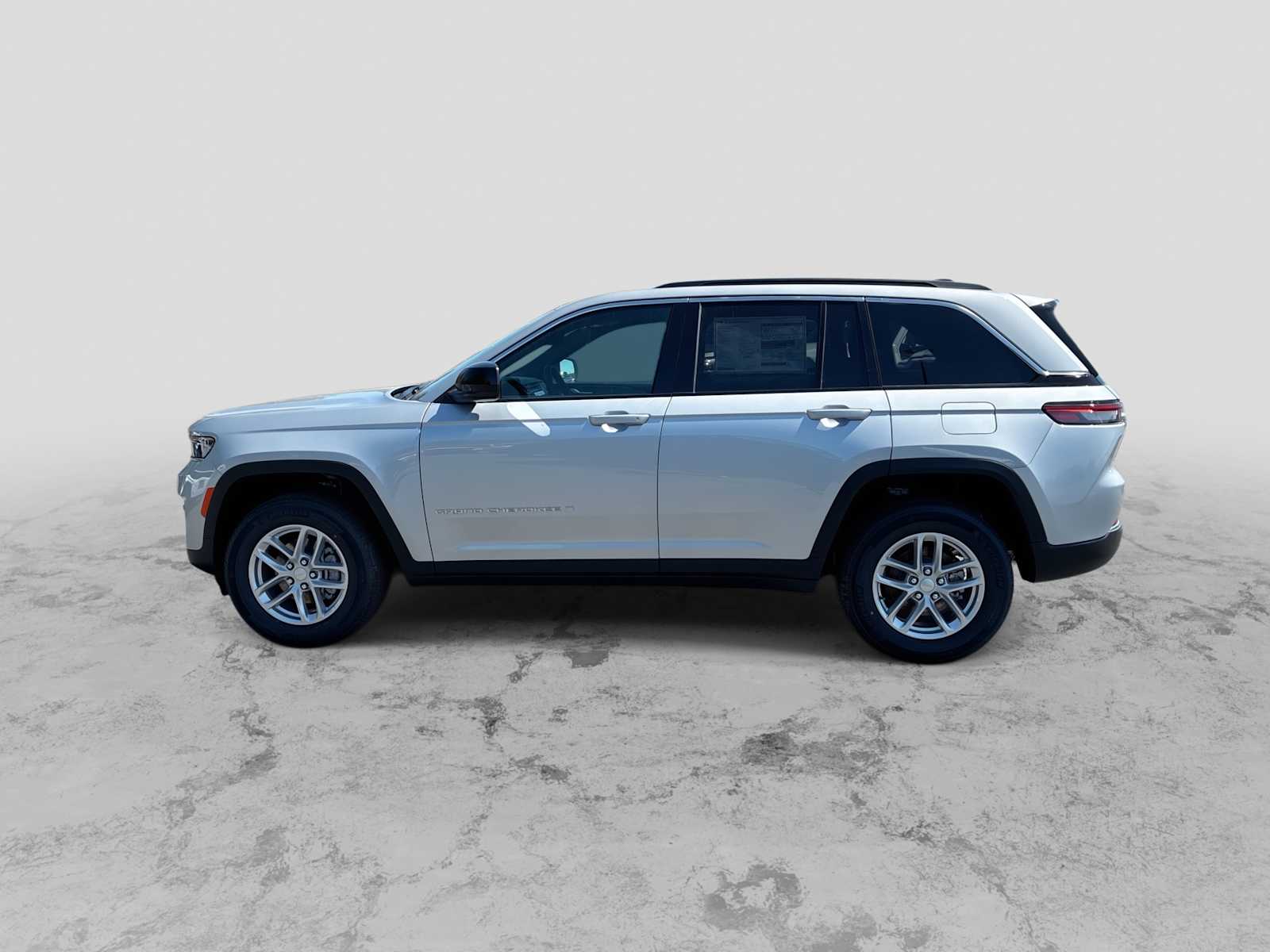 Thumbnail: 2026 Jeep Grand Cherokee - 5