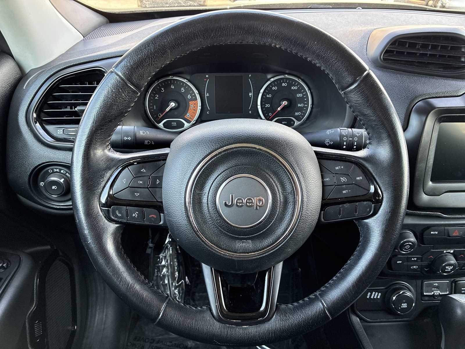 Thumbnail: 2019 Jeep Renegade - 11