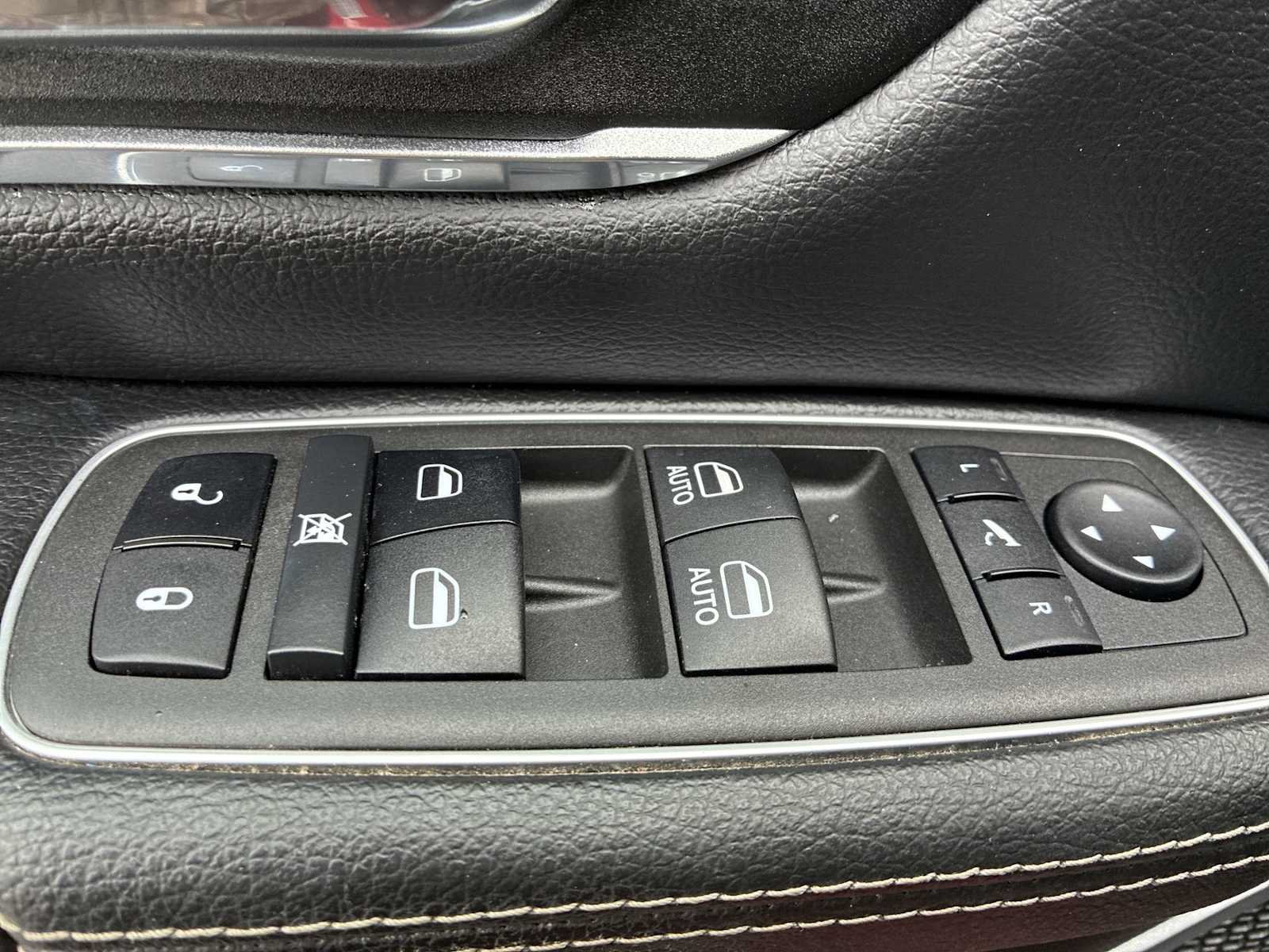 Thumbnail: 2022 RAM 1500 - 15