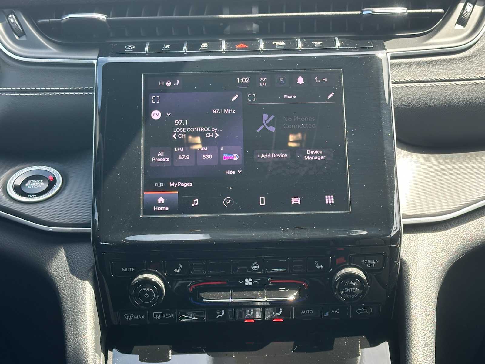2025 Jeep Grand Cherokee Altitude 11