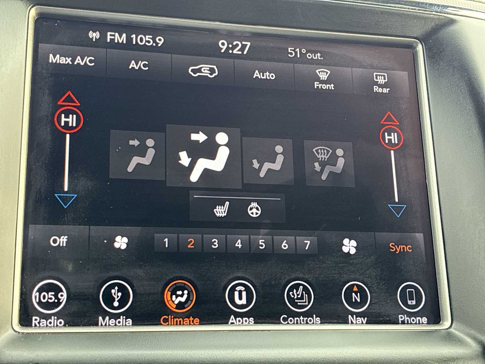 Thumbnail: 2018 Jeep Grand Cherokee - 17