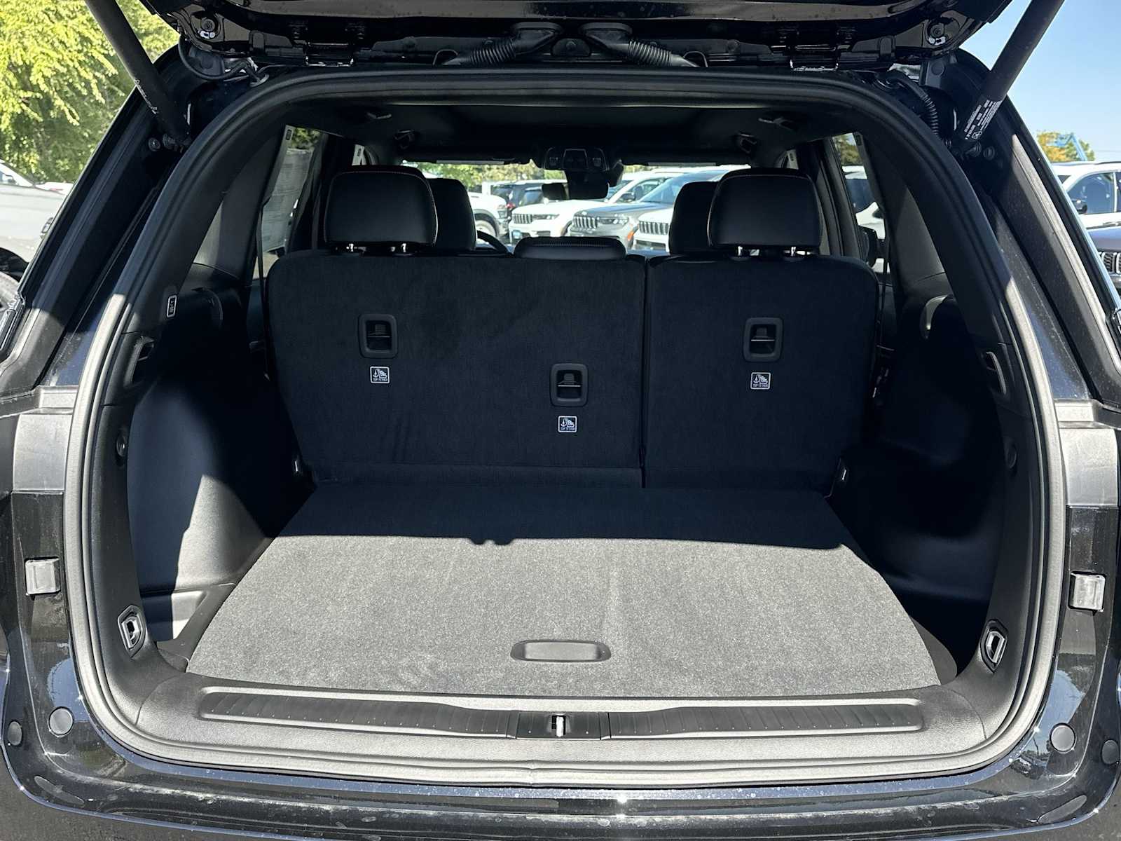 Thumbnail: 2025 Jeep Grand Cherokee - 20