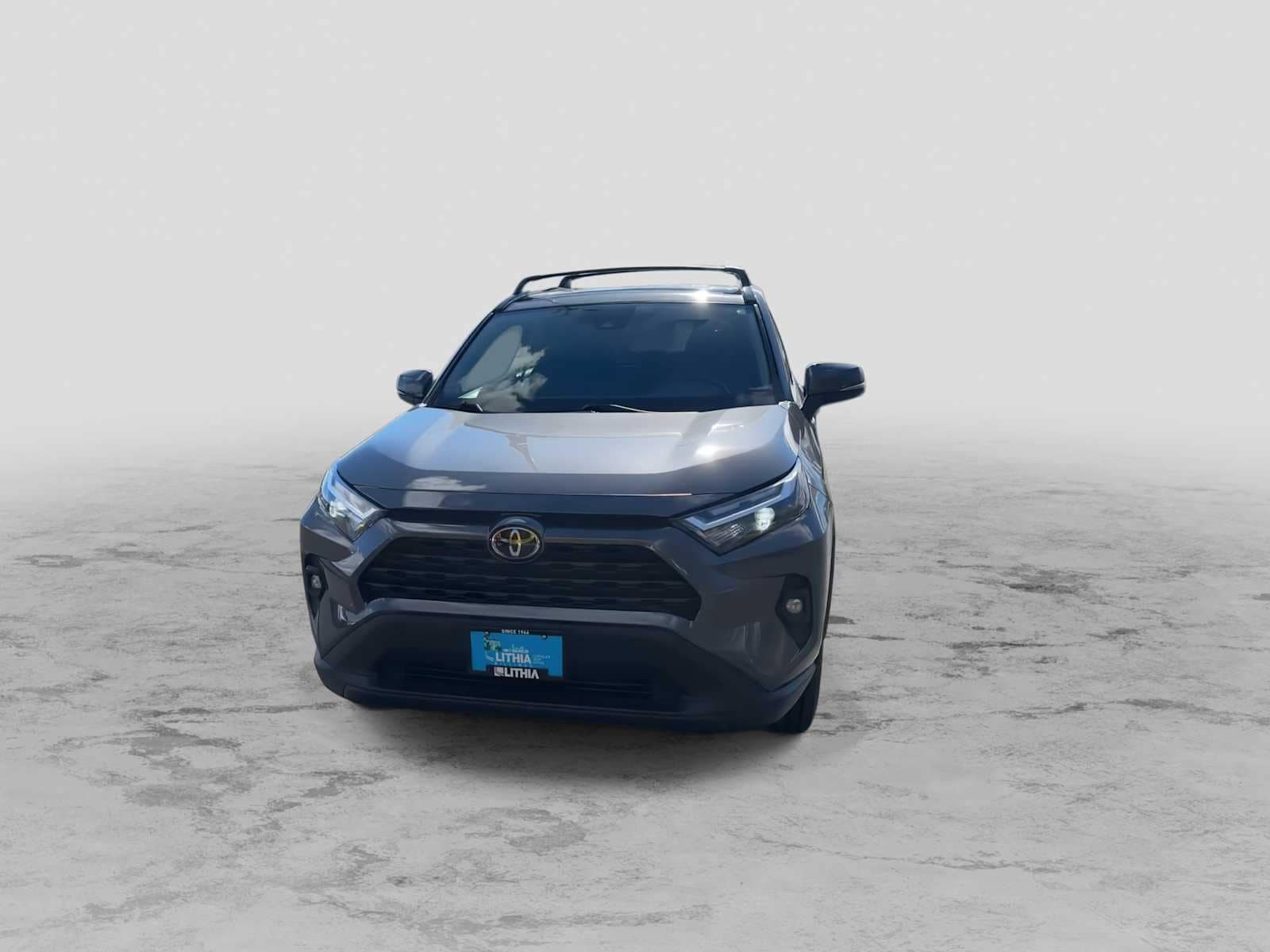 Thumbnail: 2022 Toyota RAV4 - 3