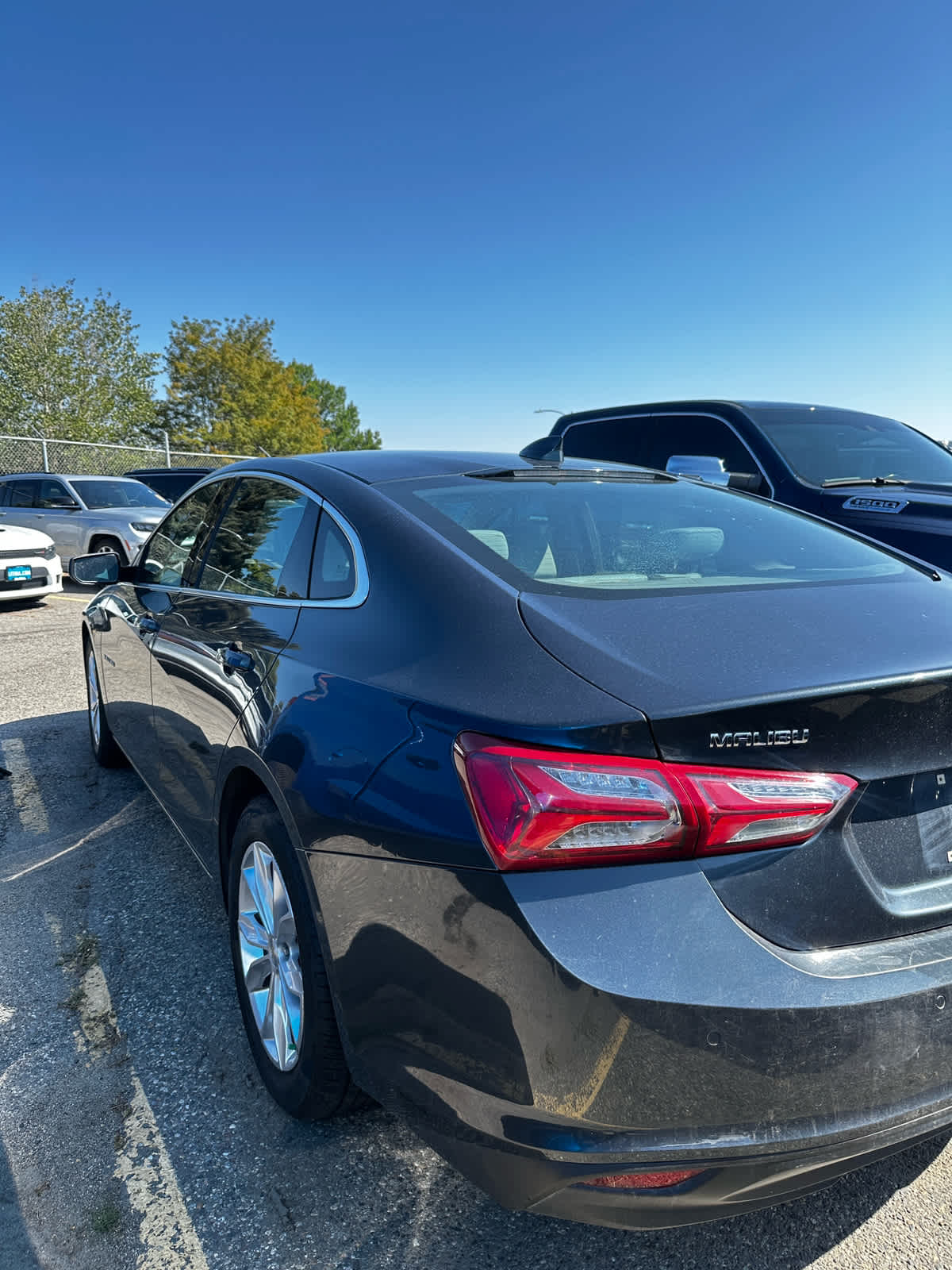 2021 Chevrolet Malibu 1LT photo 3