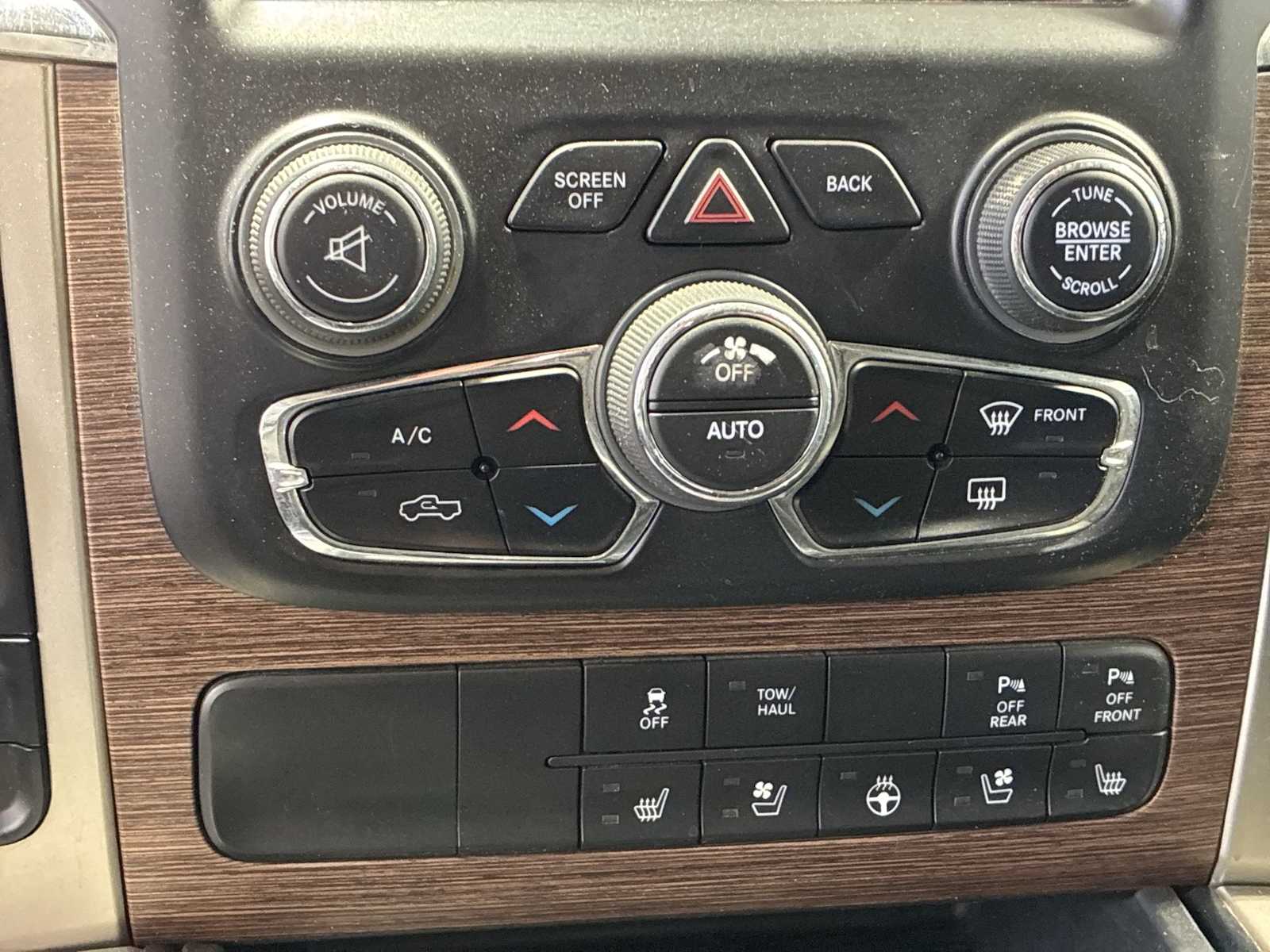 Thumbnail: 2014 RAM 1500 - 17