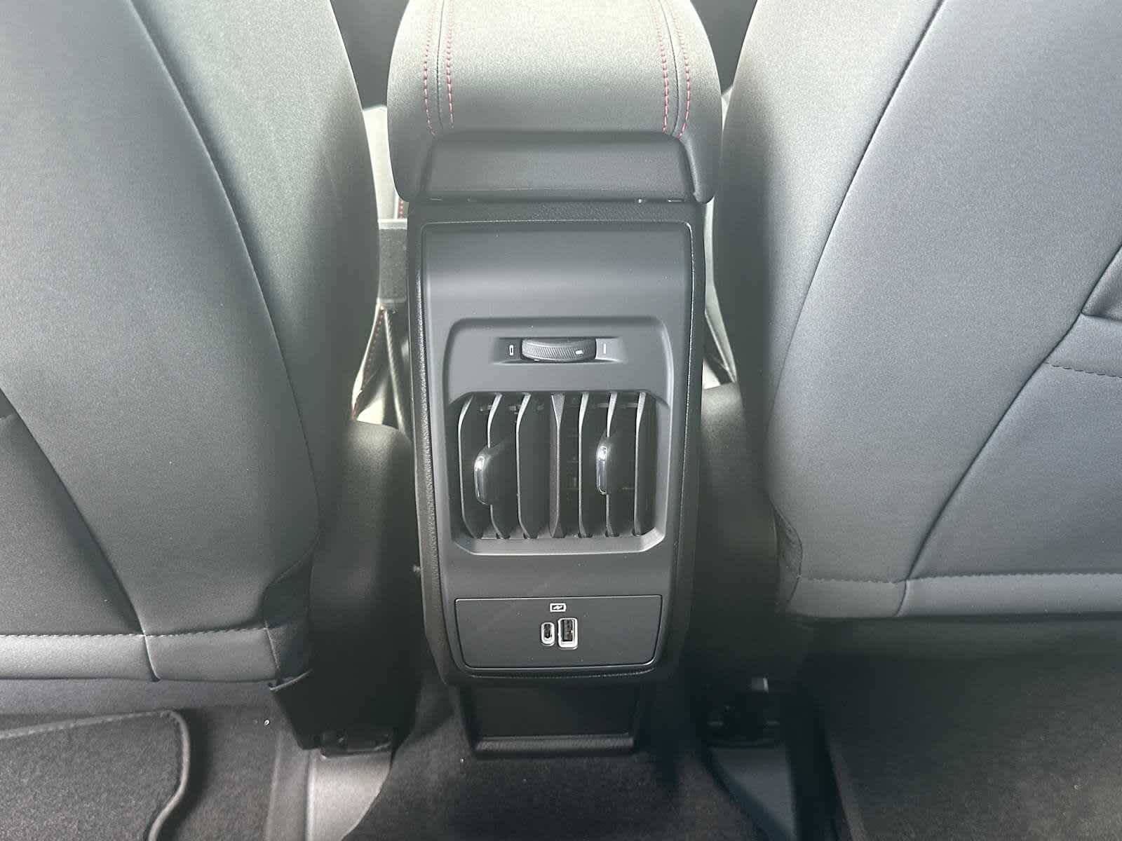 Thumbnail: 2025 Dodge Hornet - 15