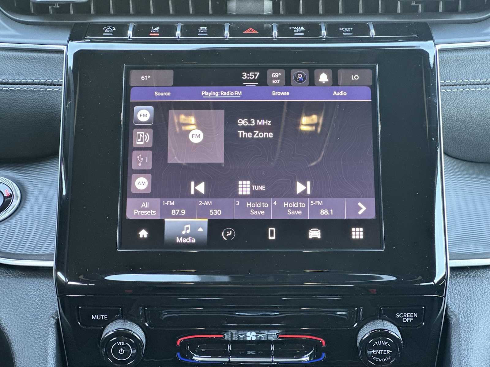 Thumbnail: 2025 Jeep Grand Cherokee - 12