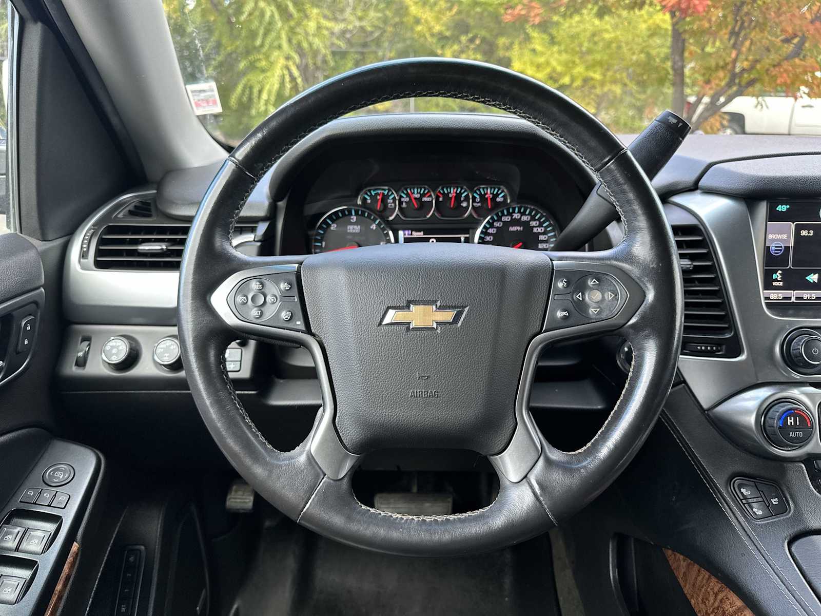 Thumbnail: 2015 Chevrolet Tahoe - 11