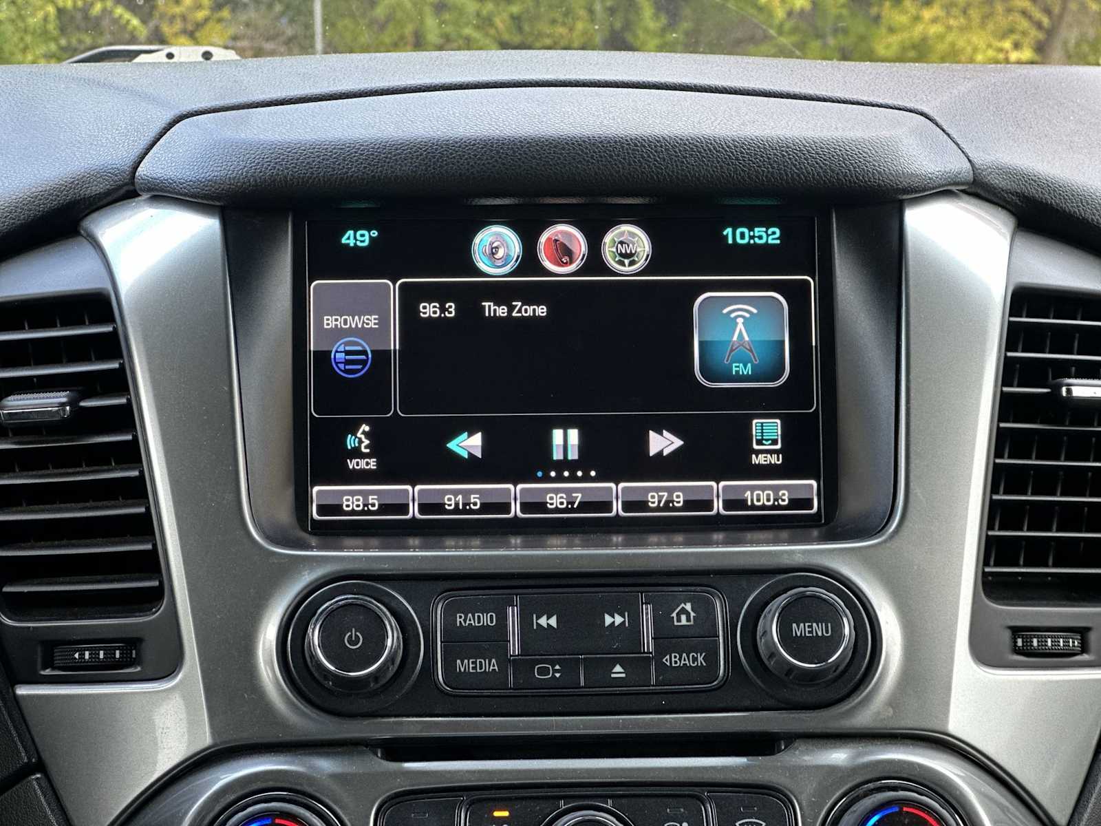 Thumbnail: 2015 Chevrolet Tahoe - 12