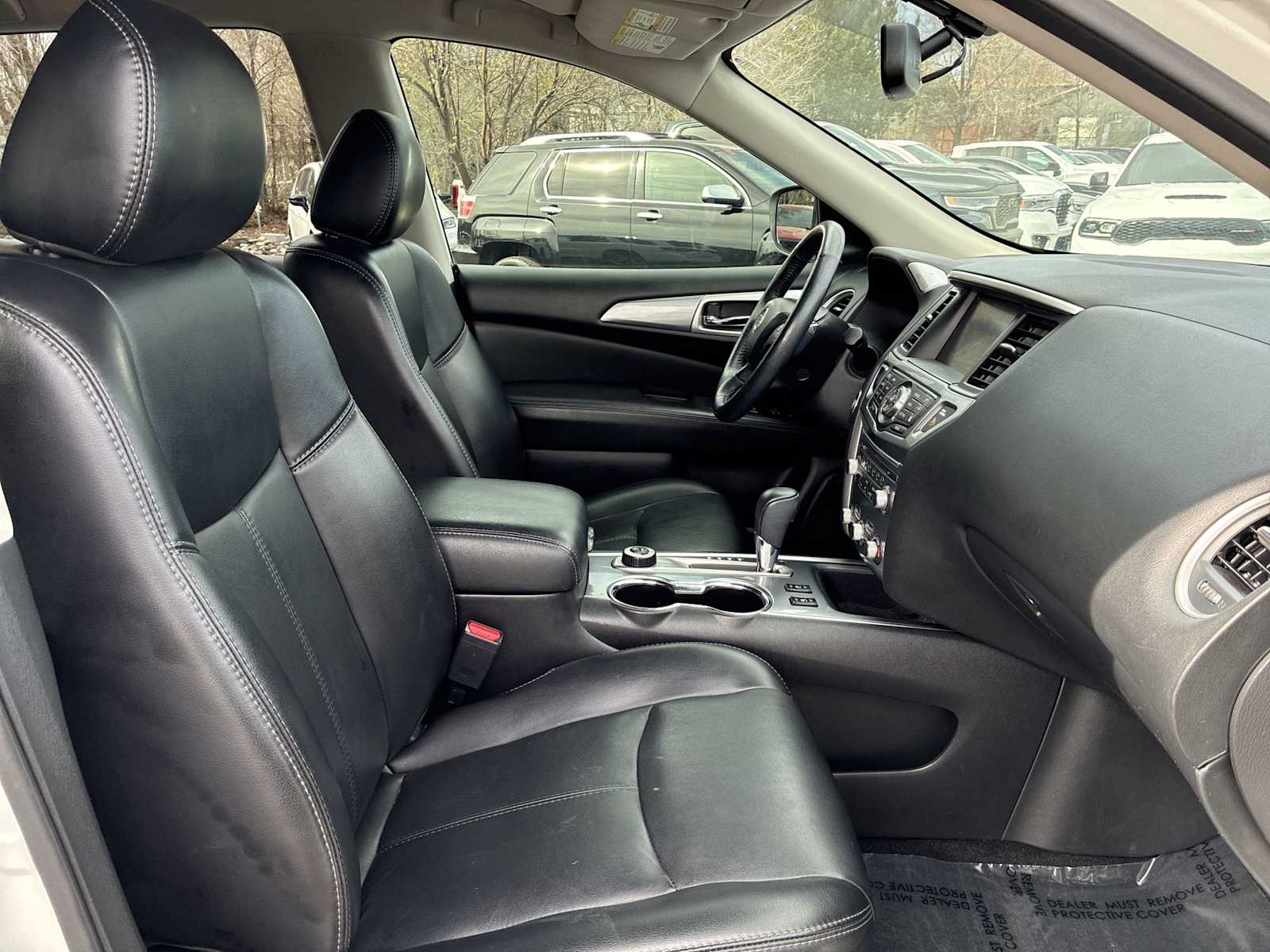 Thumbnail: 2019 Nissan Pathfinder - 26