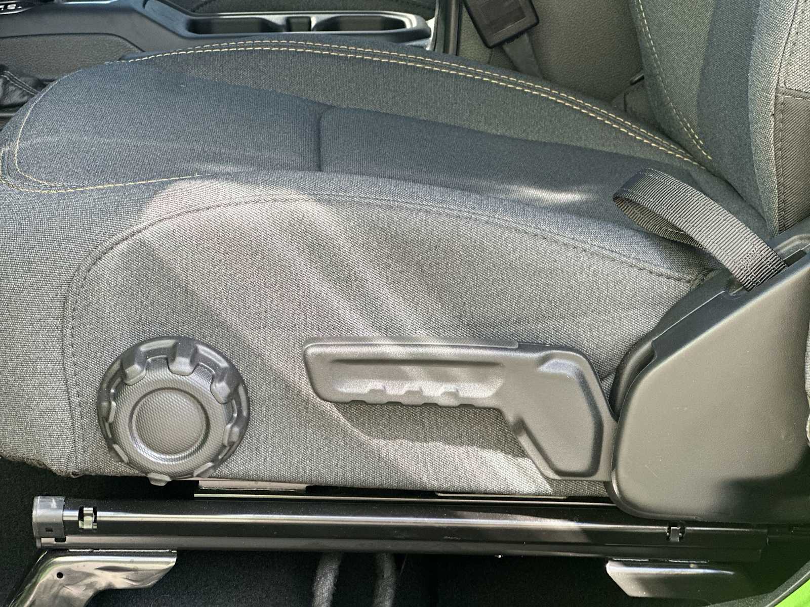 Thumbnail: 2025 Jeep Wrangler - 14