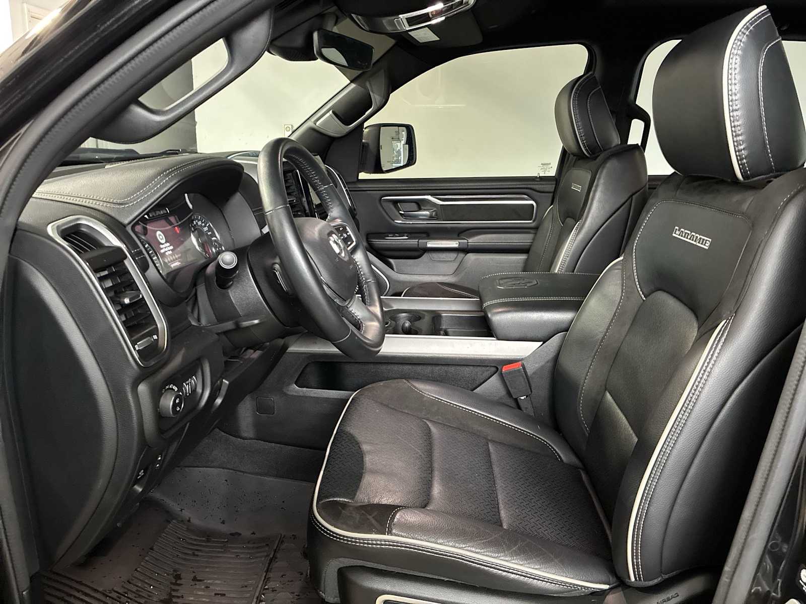 Thumbnail: 2023 RAM 1500 - 13