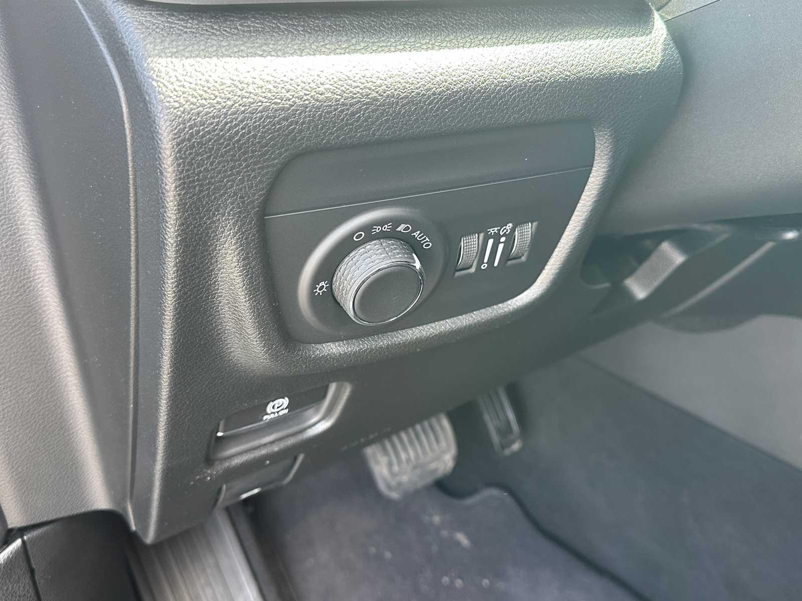 2025 Jeep Grand Cherokee Altitude 18