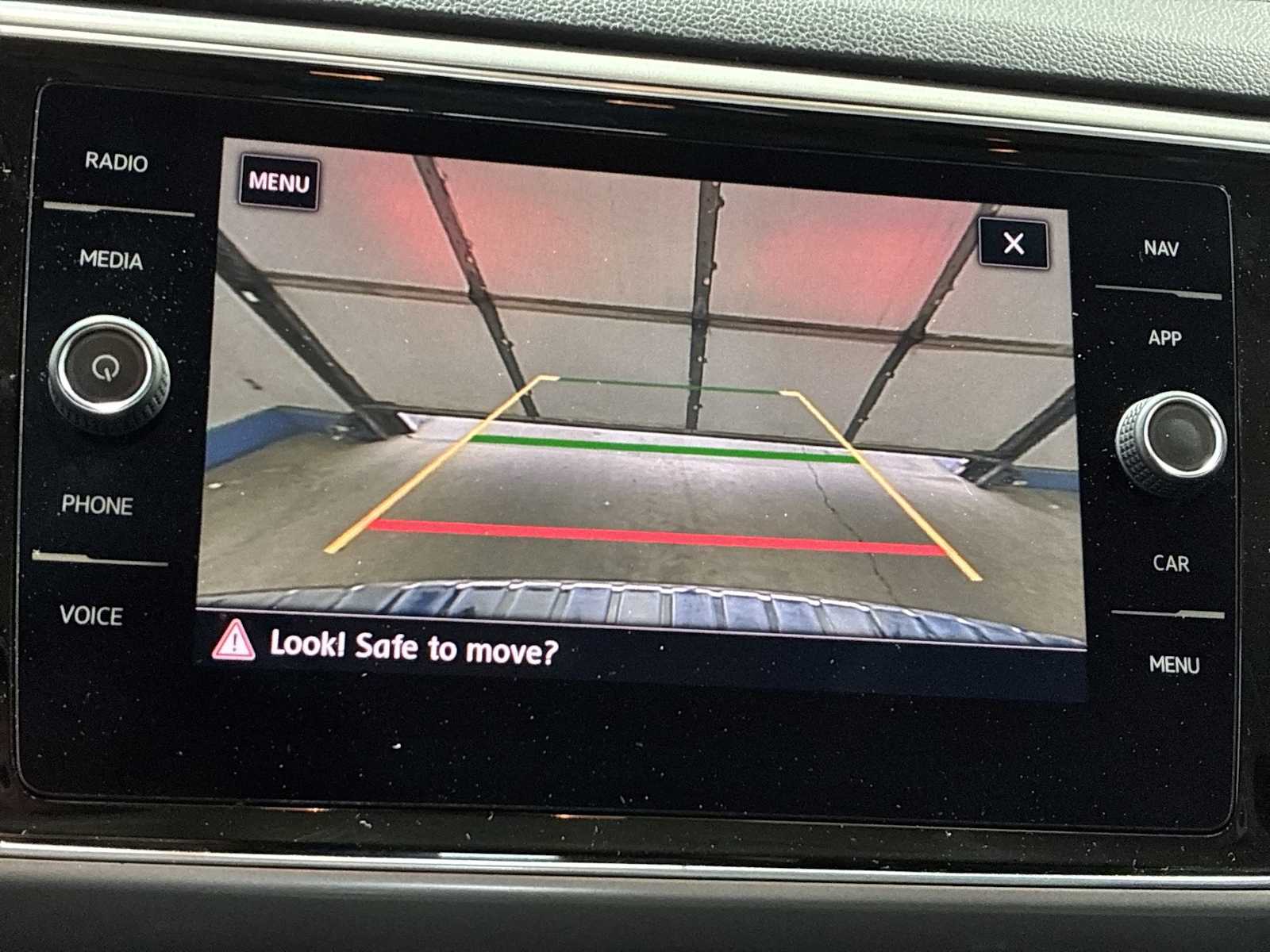 Thumbnail: 2019 Volkswagen Atlas - 24