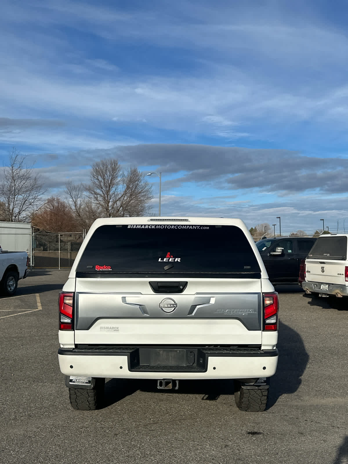 2023 Nissan Titan Platinum Reserve photo 3