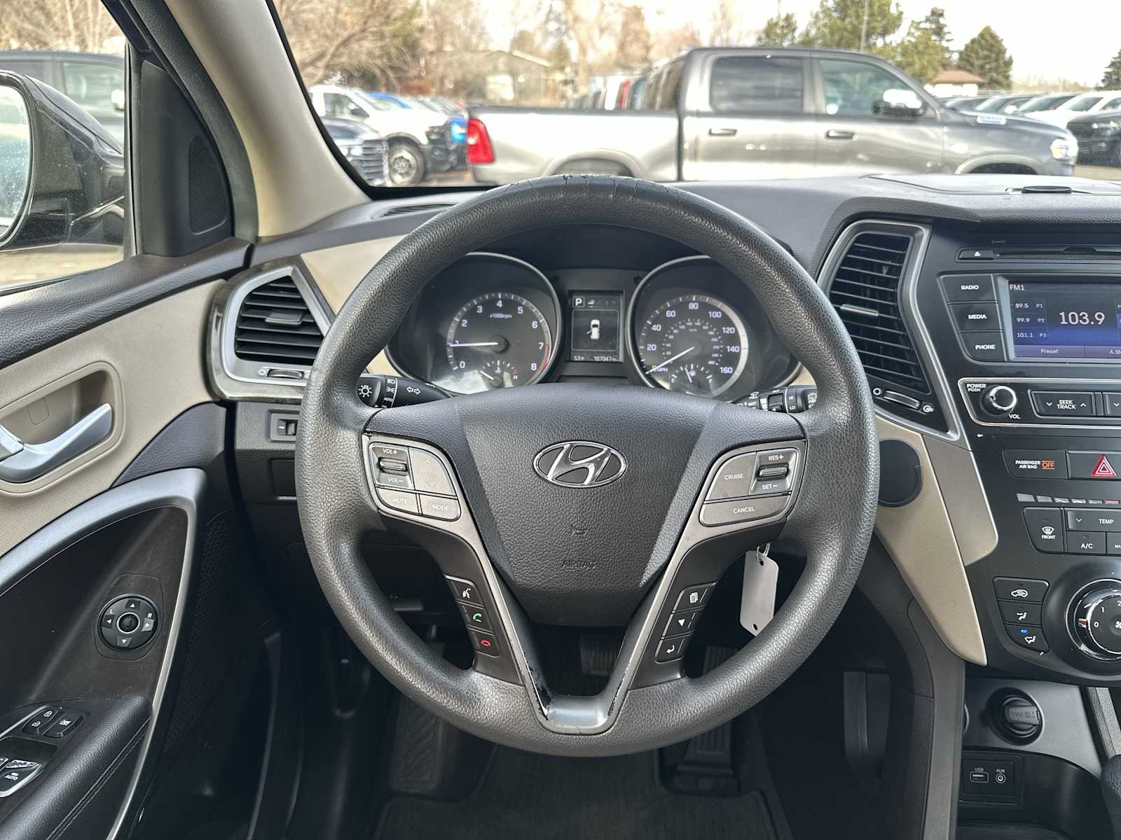 Thumbnail: 2017 Hyundai Santa Fe - 11