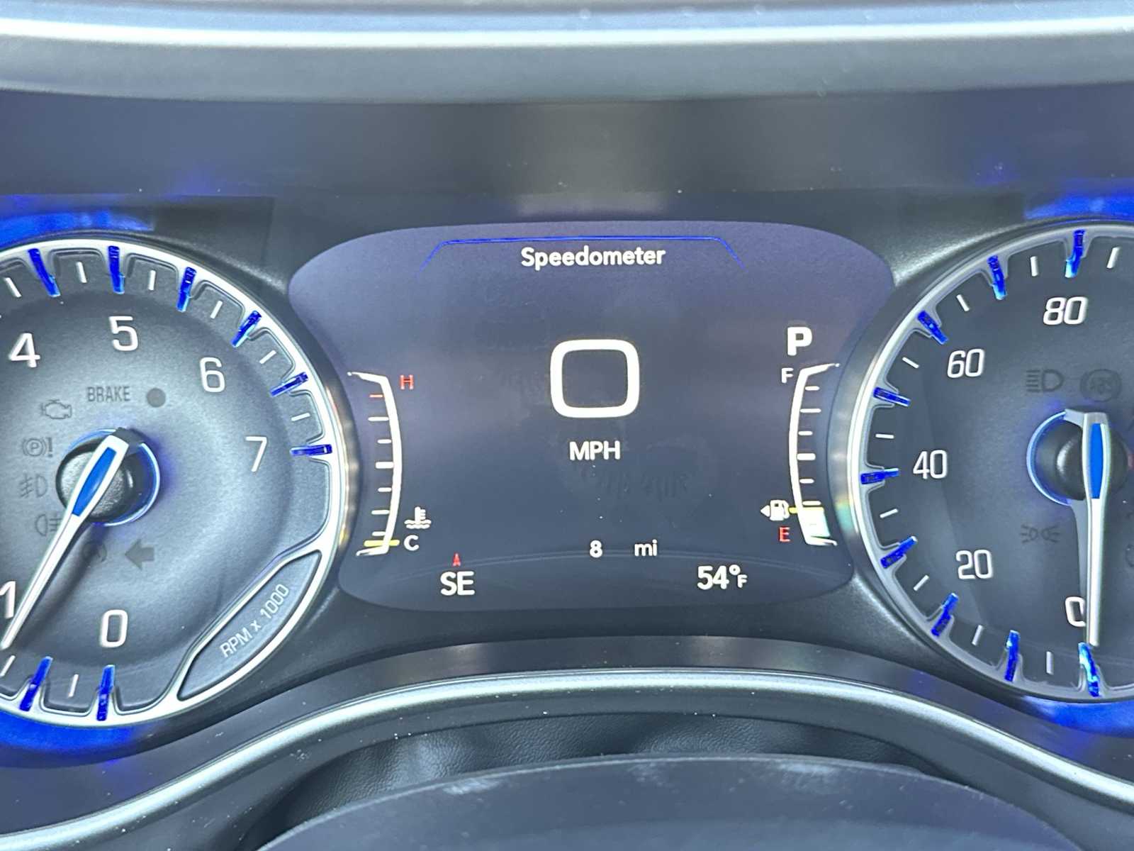 Thumbnail: 2026 Chrysler Voyager - 10