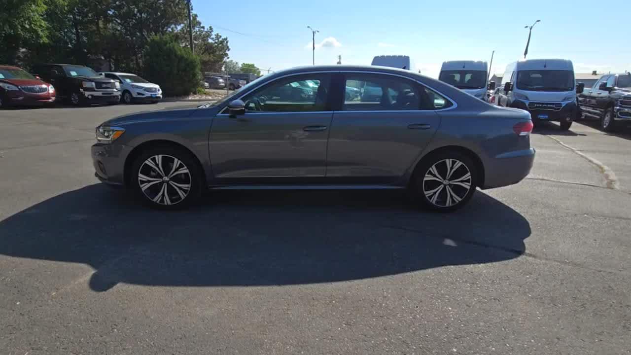 2022 Volkswagen Passat 2.0T 5
