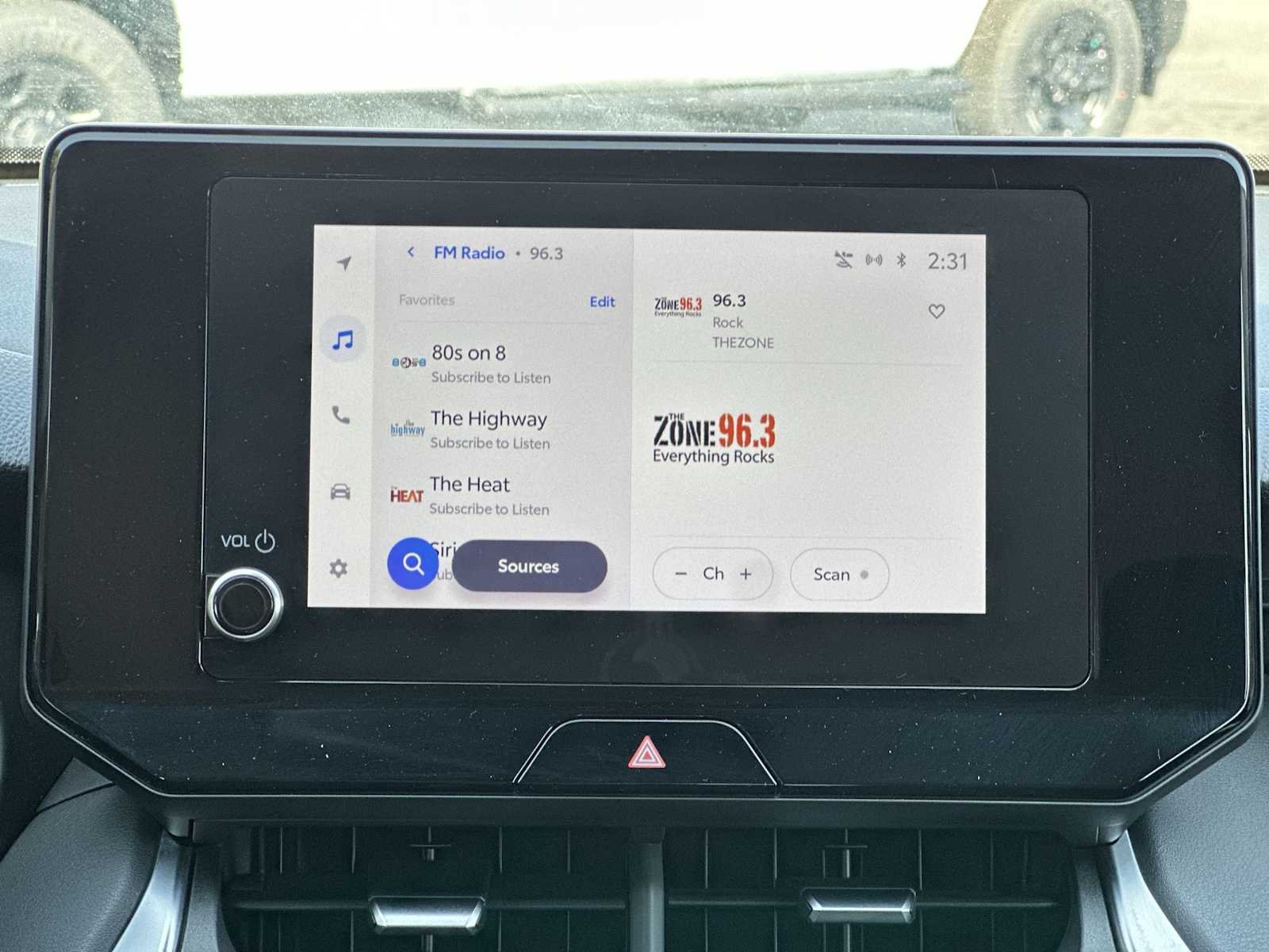 Thumbnail: 2023 Toyota Venza - 12