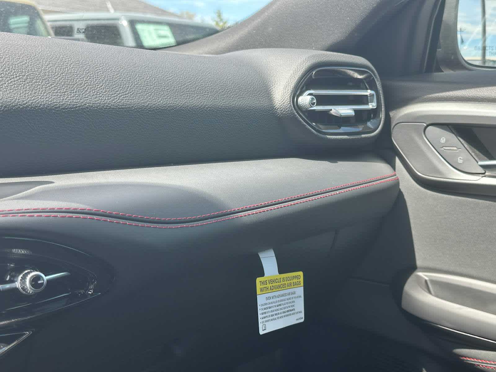 Thumbnail: 2025 Dodge Hornet - 27