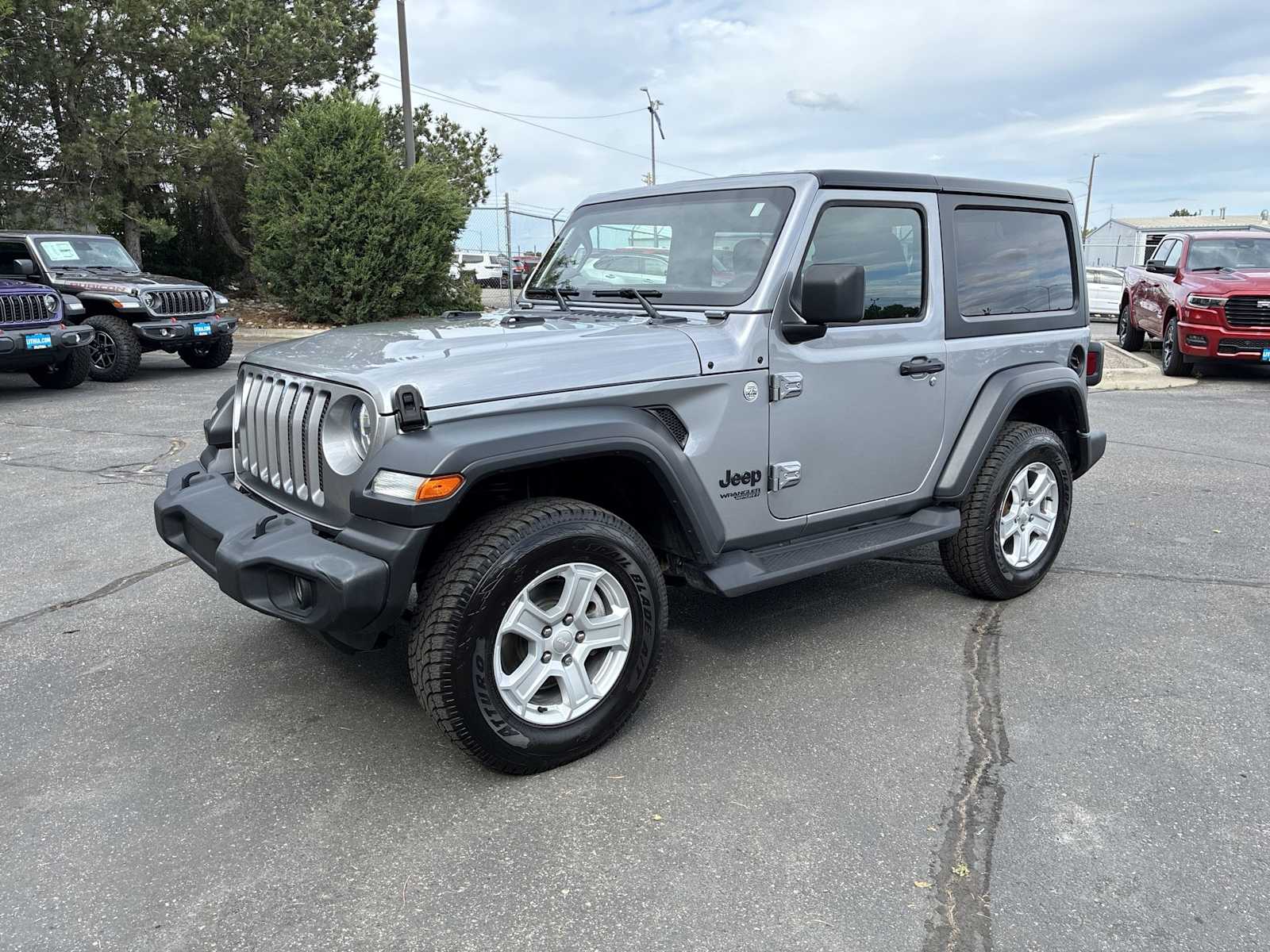 2021 Jeep Wrangler Sport S's photo
