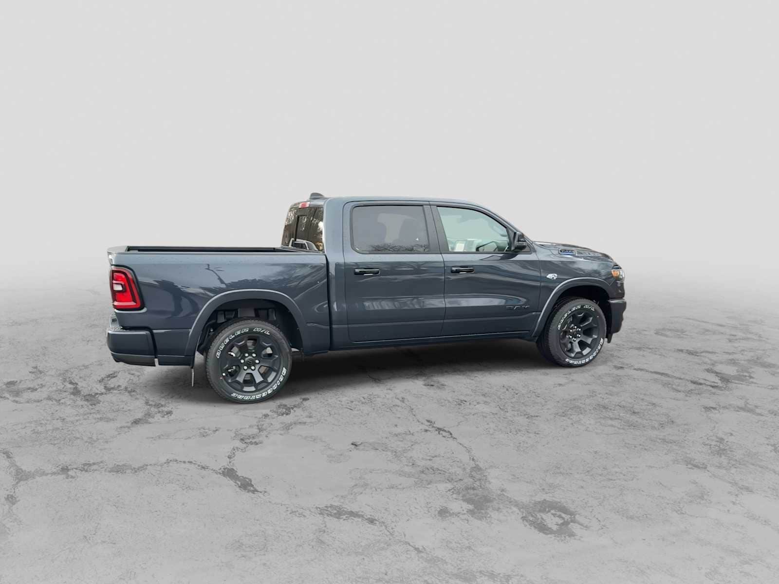 Thumbnail: 2026 RAM 1500 - 9
