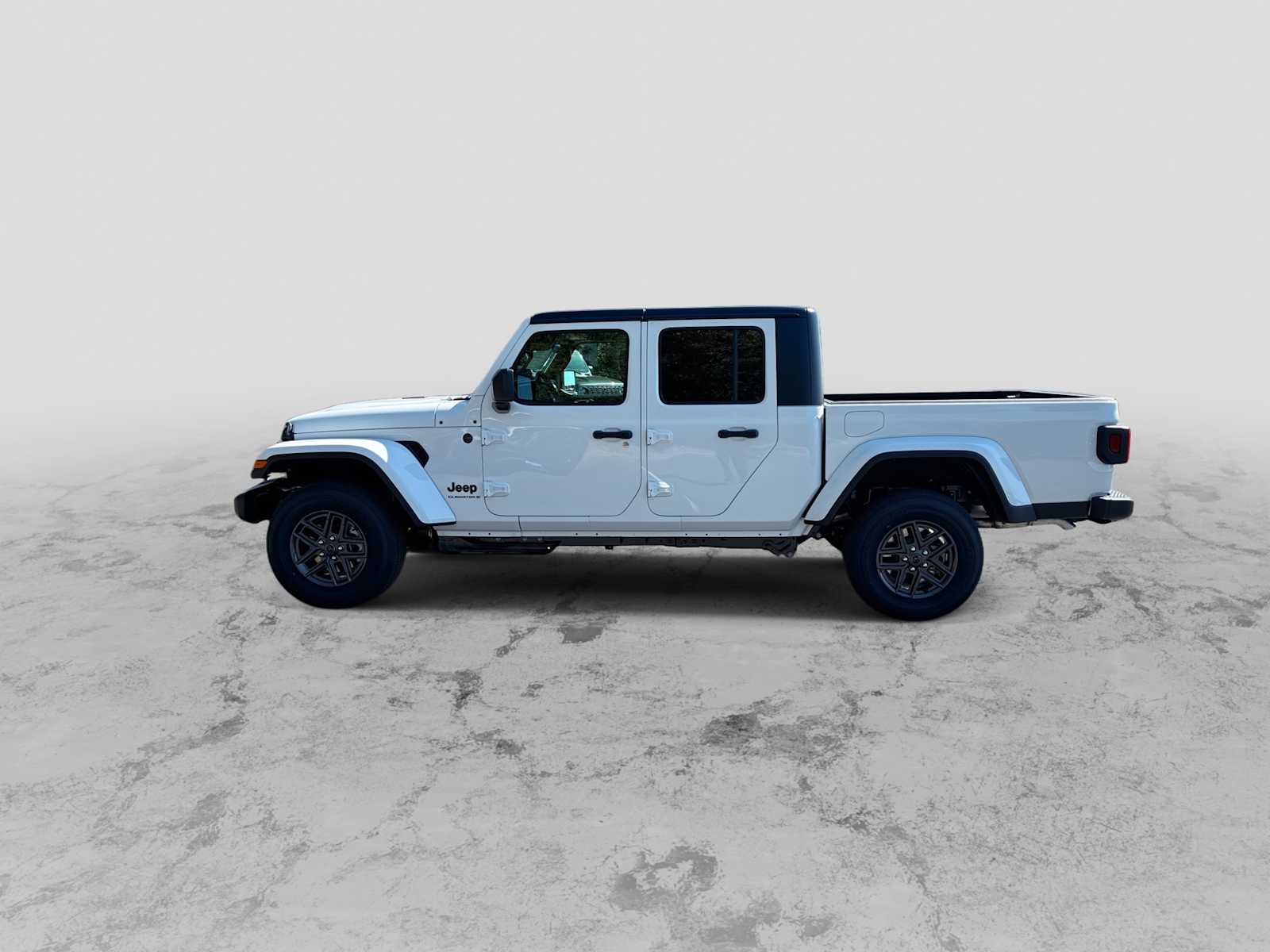 Thumbnail: 2026 Jeep Gladiator - 5