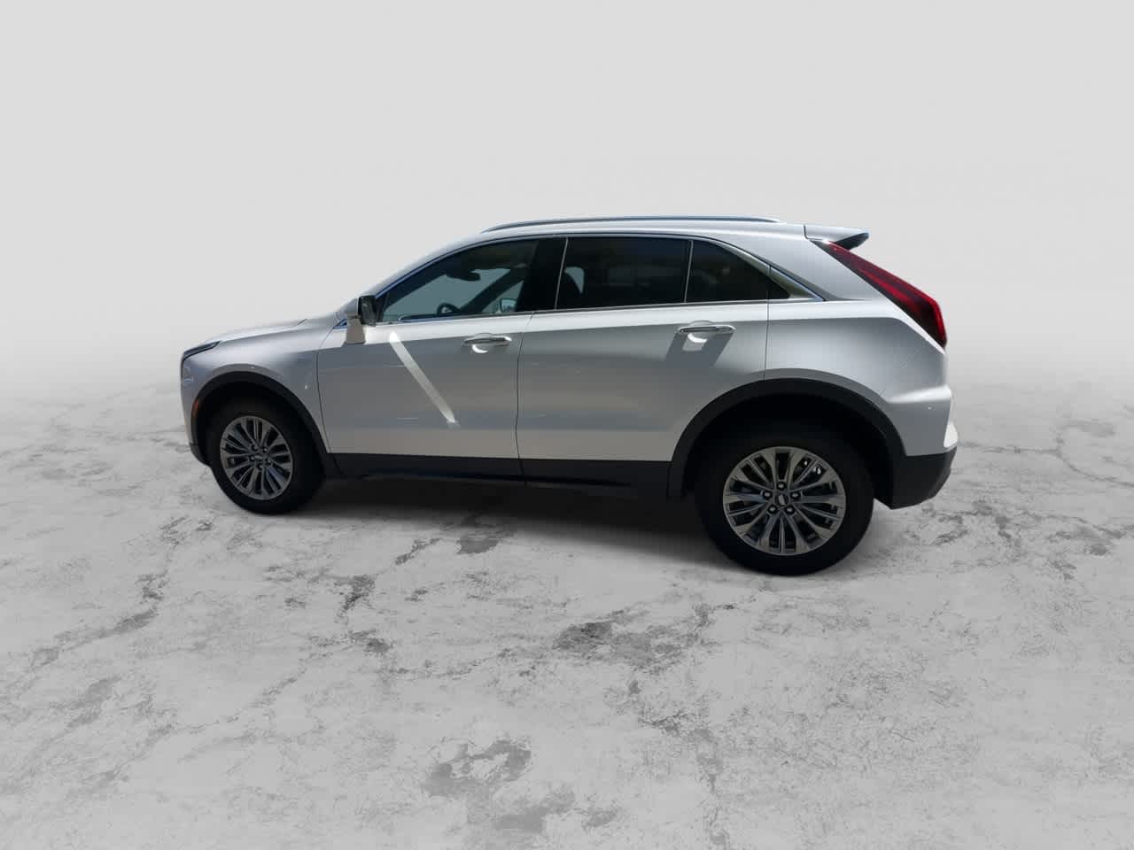 Thumbnail: 2024 Cadillac XT4 - 5