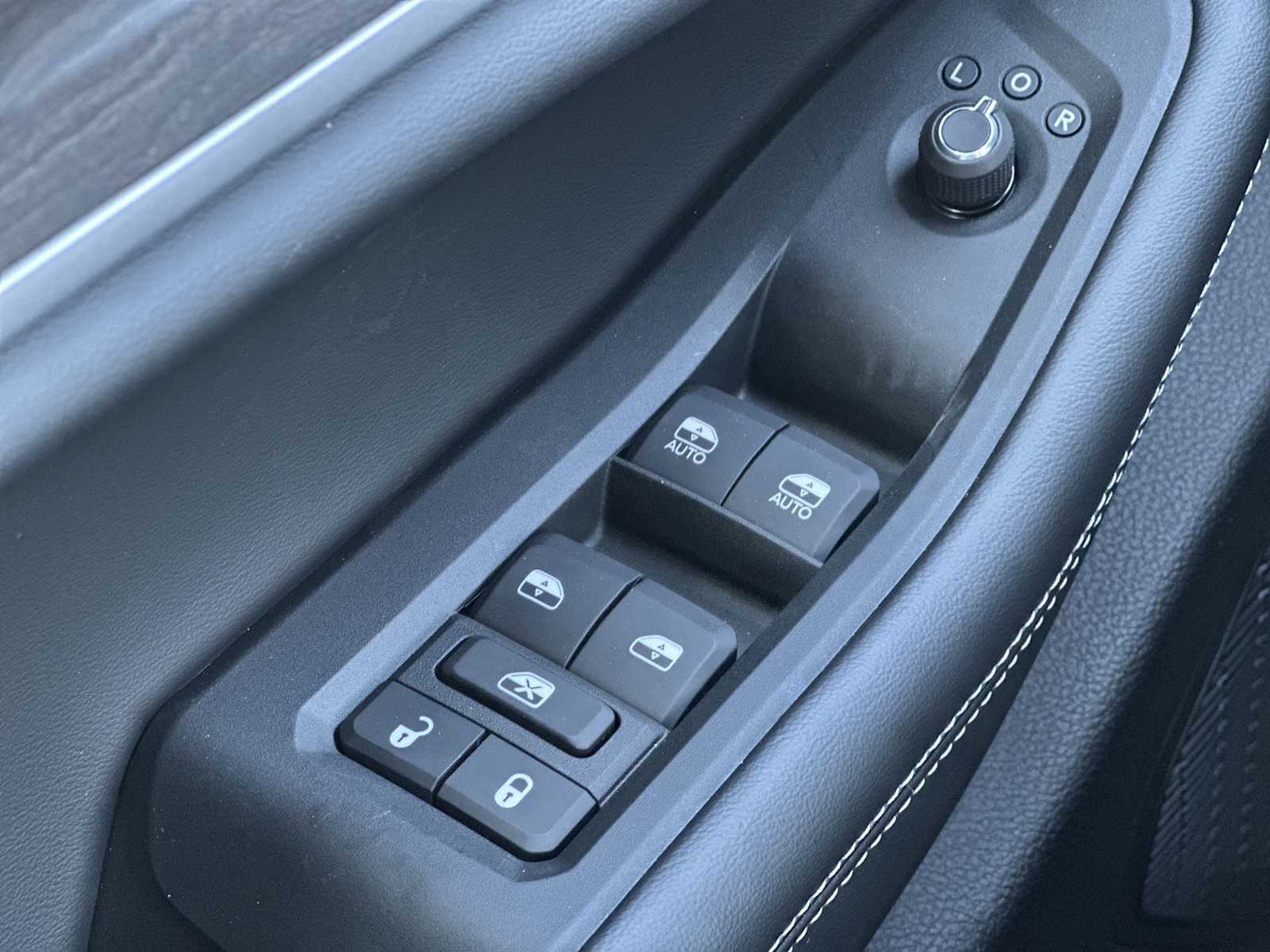 Thumbnail: 2025 Jeep Grand Cherokee - 15