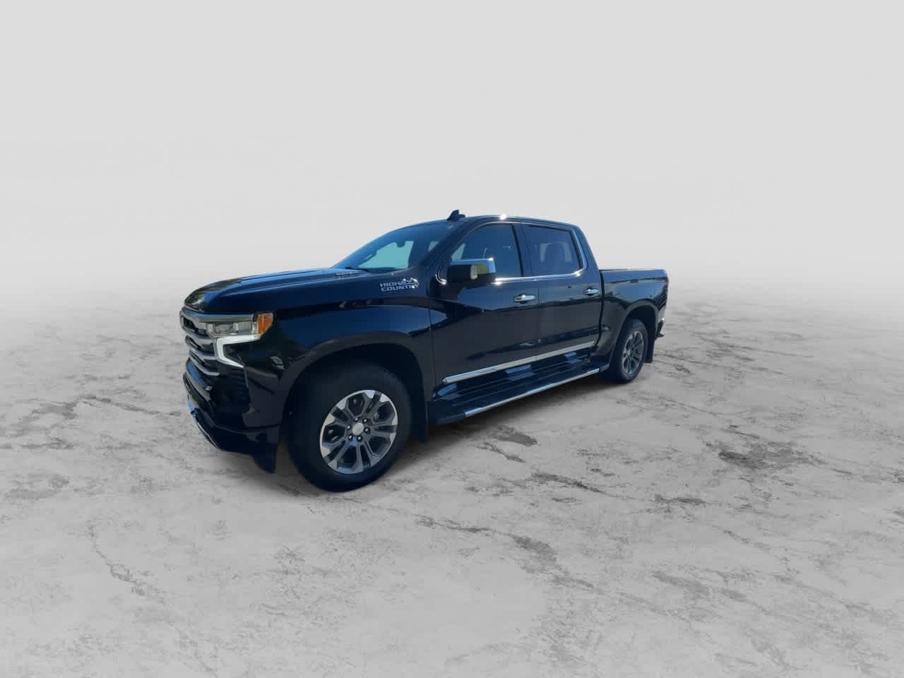2024 Chevrolet Silverado 1500 High Country photo 3