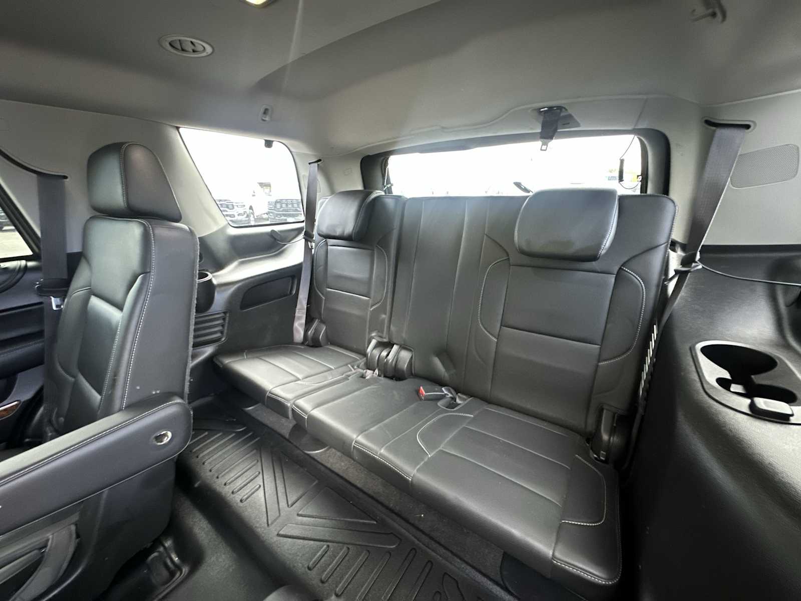 Thumbnail: 2015 Chevrolet Tahoe - 25