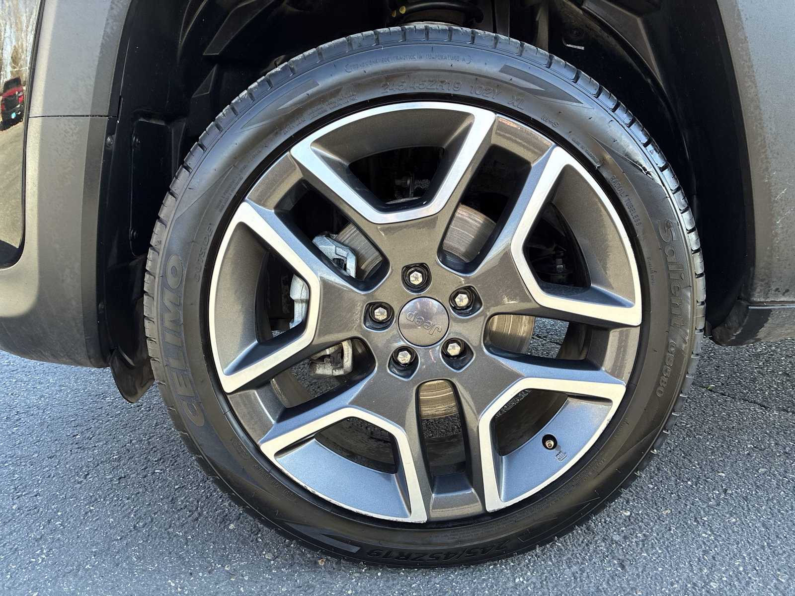 Thumbnail: 2020 Jeep Renegade - 18