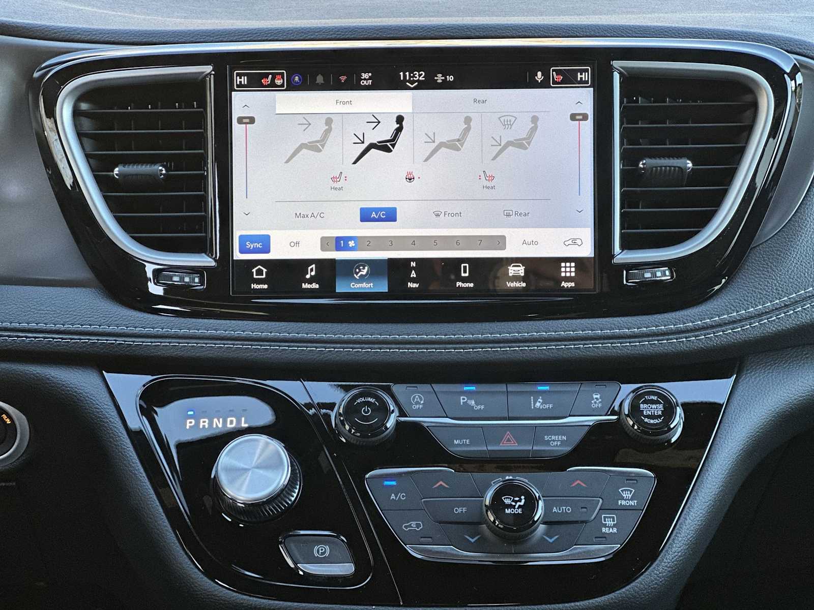 Thumbnail: 2026 Chrysler Pacifica - 17