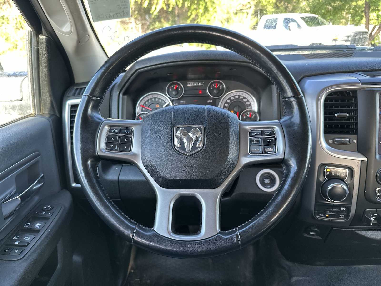 Thumbnail: 2022 RAM 1500 Classic - 11