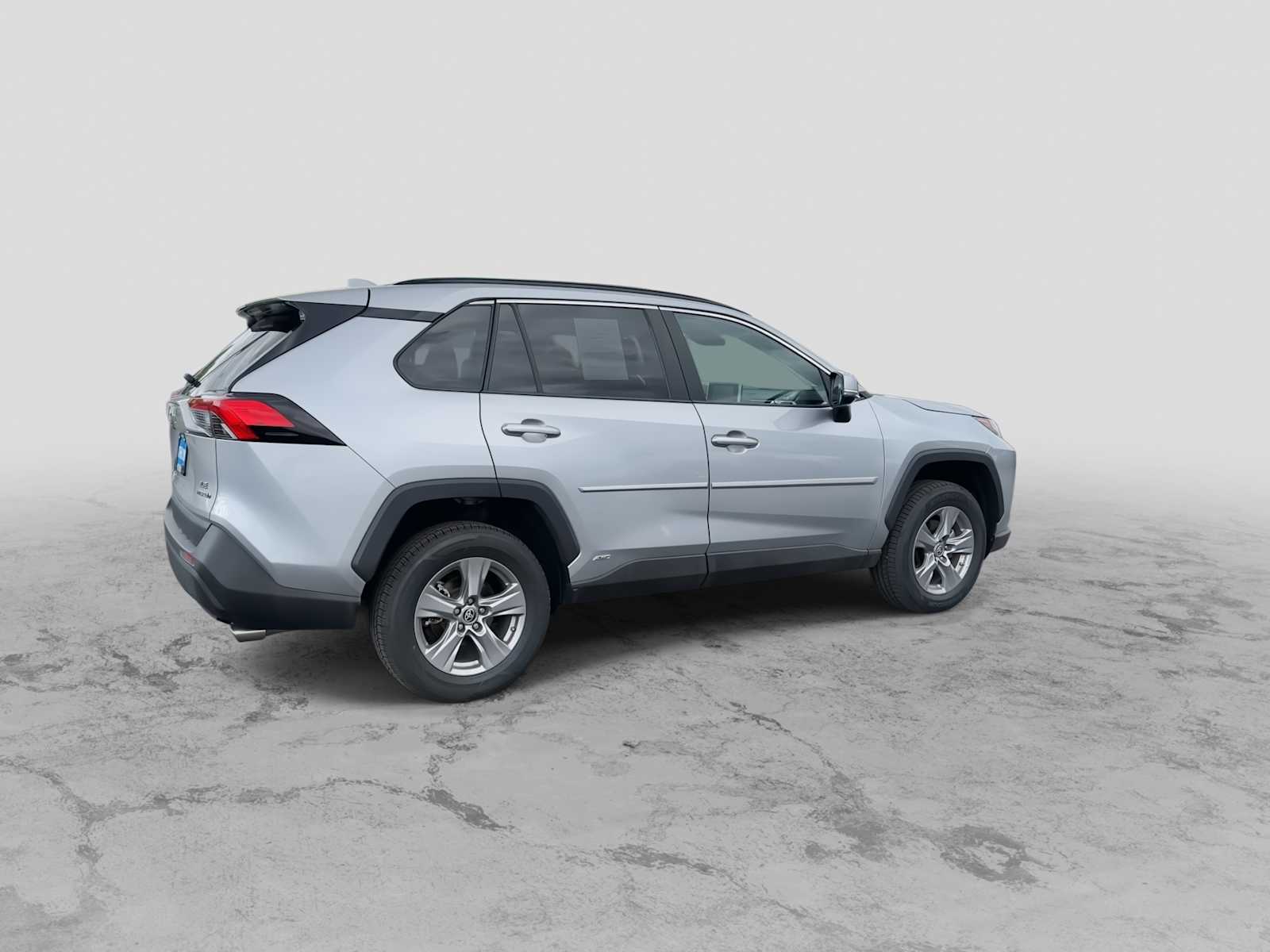 Thumbnail: 2023 Toyota RAV4 - 8