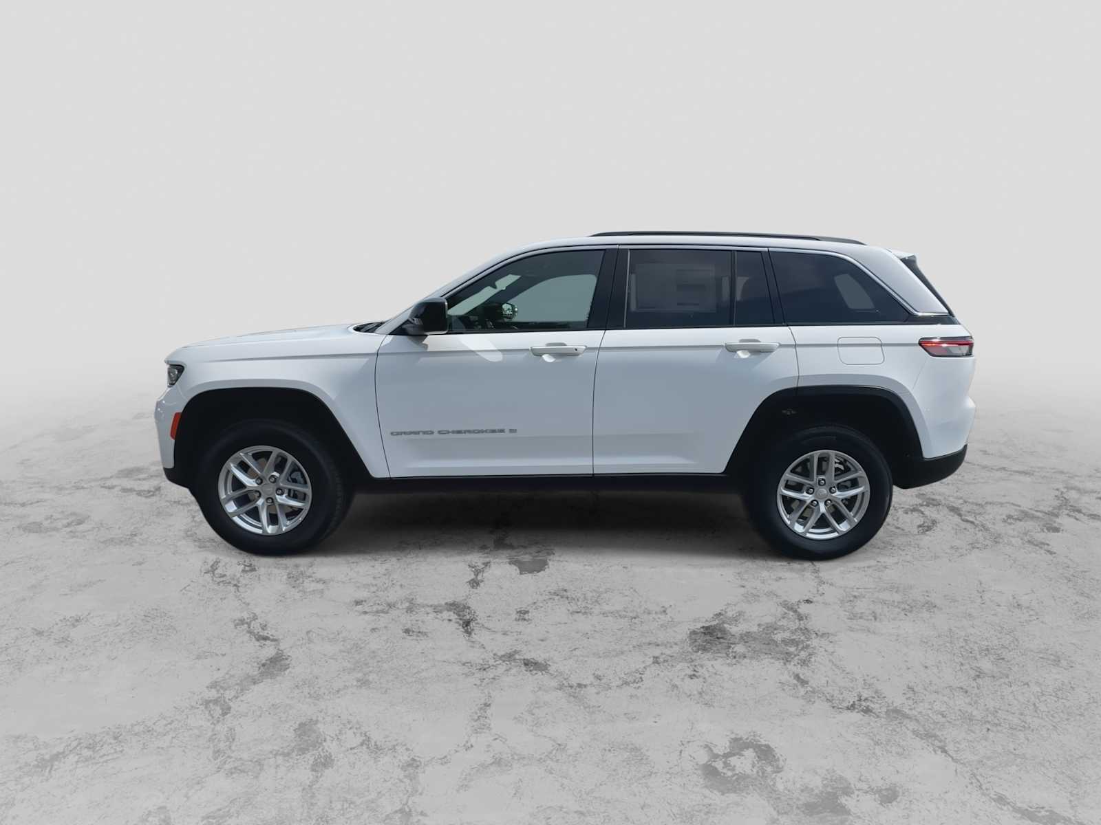 Thumbnail: 2025 Jeep Grand Cherokee - 5