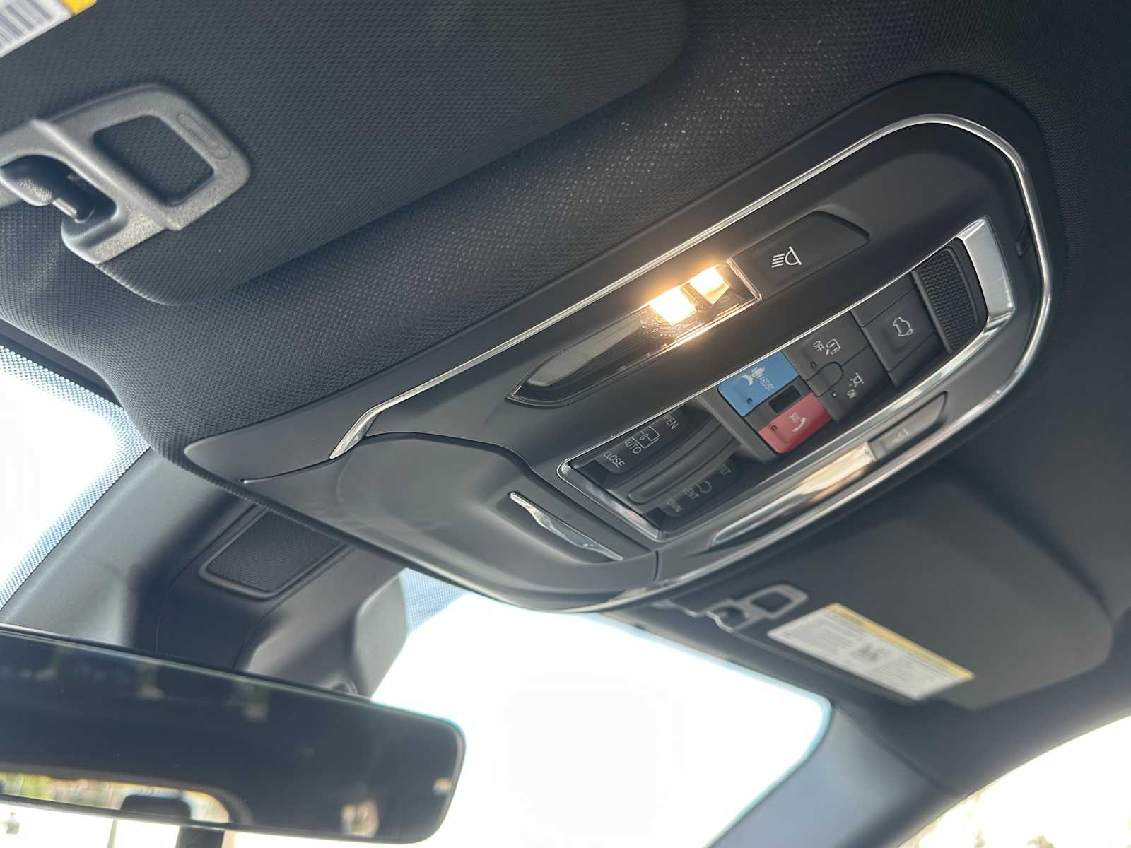 2025 Jeep Grand Cherokee Altitude 26