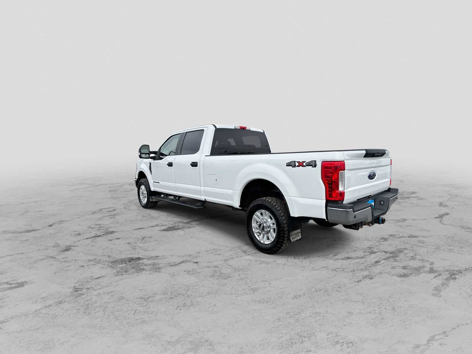 Thumbnail: 2019 Ford F-350 - 6