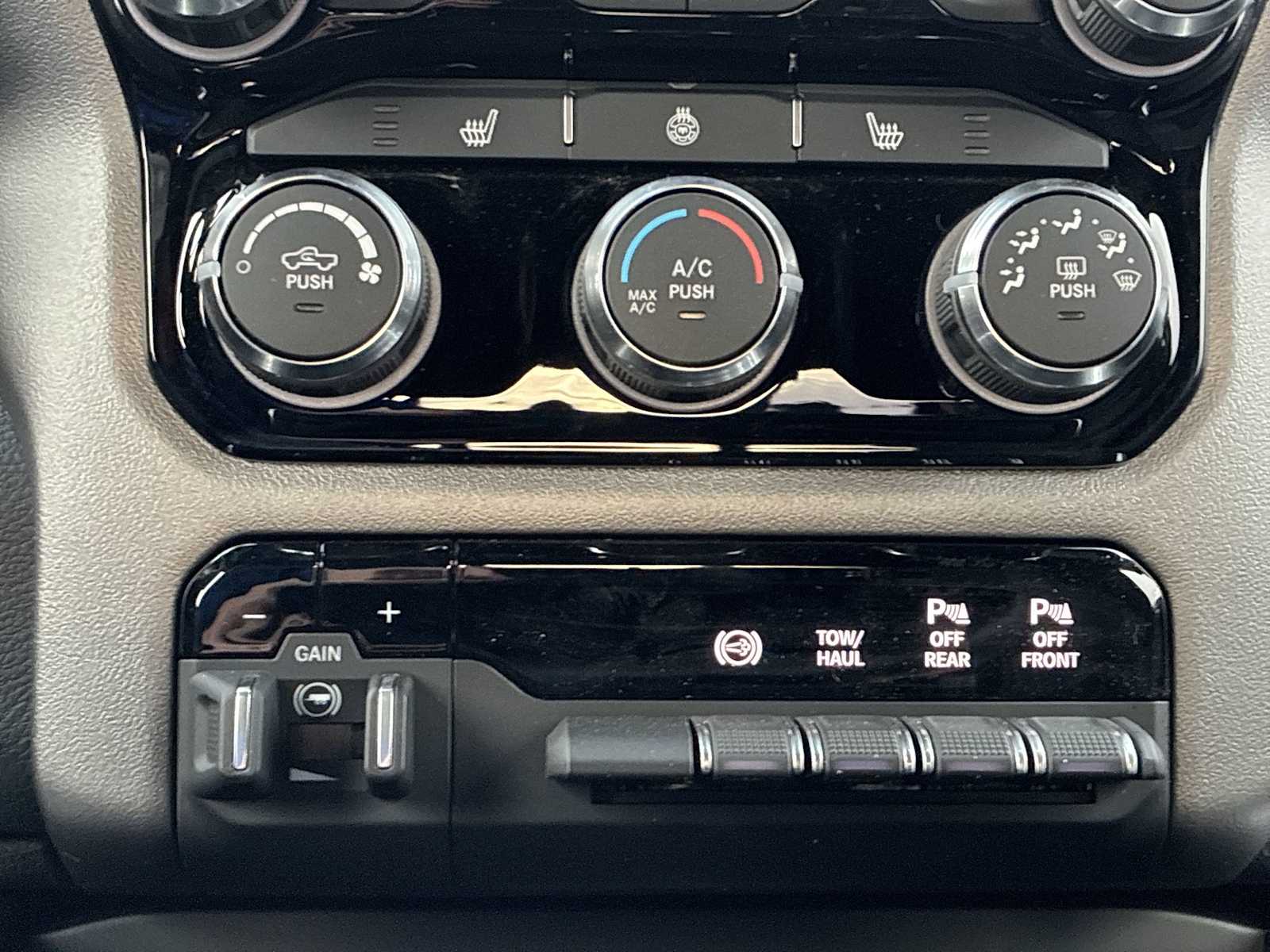 Thumbnail: 2026 RAM 2500 - 16