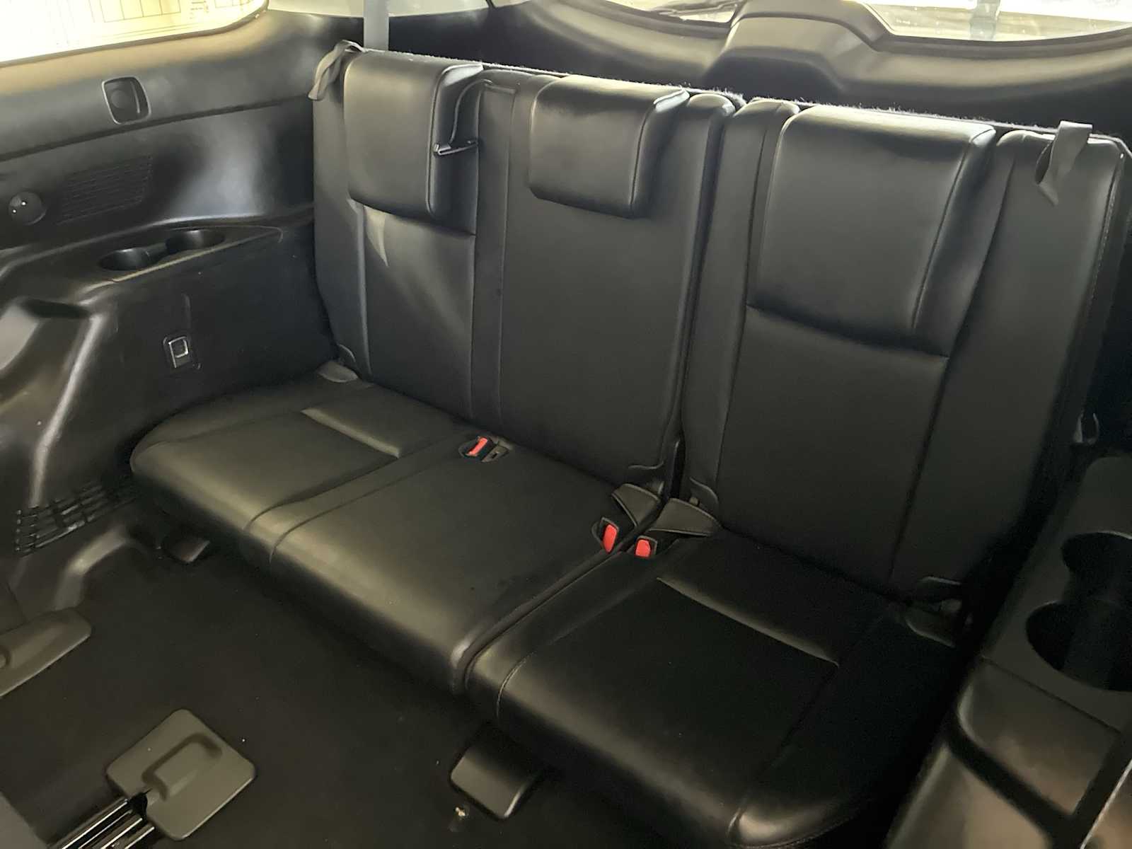 Thumbnail: 2019 Toyota Highlander - 25