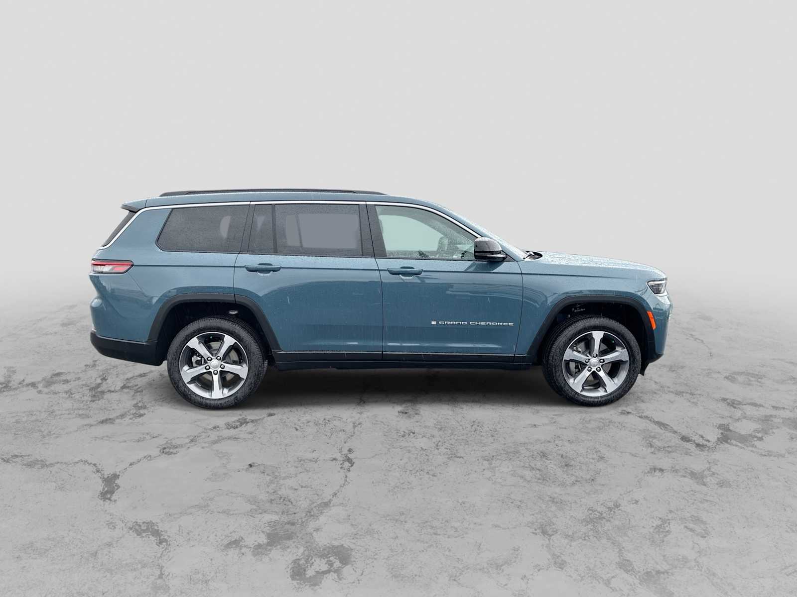 Thumbnail: 2026 Jeep Grand Cherokee - 9