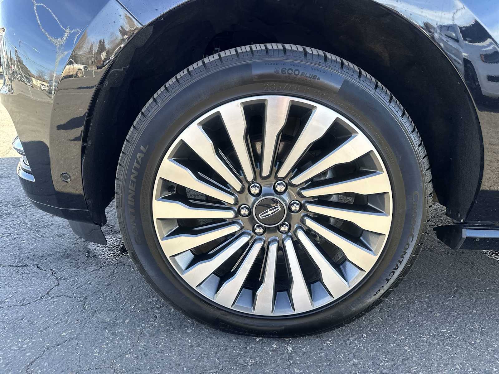 Thumbnail: 2021 Lincoln Navigator - 18