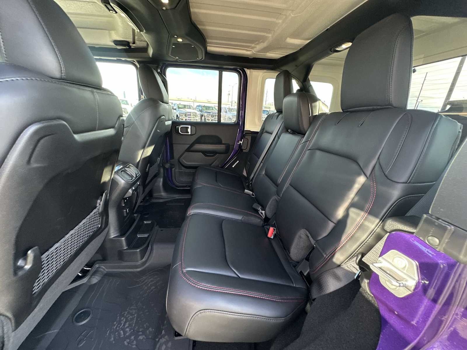 Thumbnail: 2026 Jeep Wrangler - 38