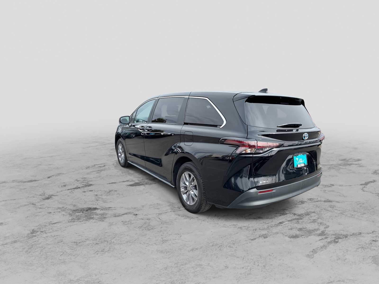 Thumbnail: 2025 Toyota Sienna - 6